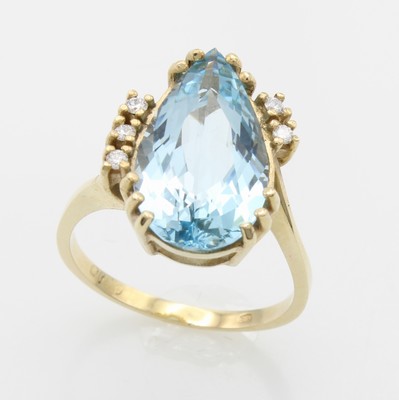 26918596a - Ring mit Blautopas und Brillanten, GG 585/ 000, tropfenf. Blautopas (beh.), 5 Brill. ...