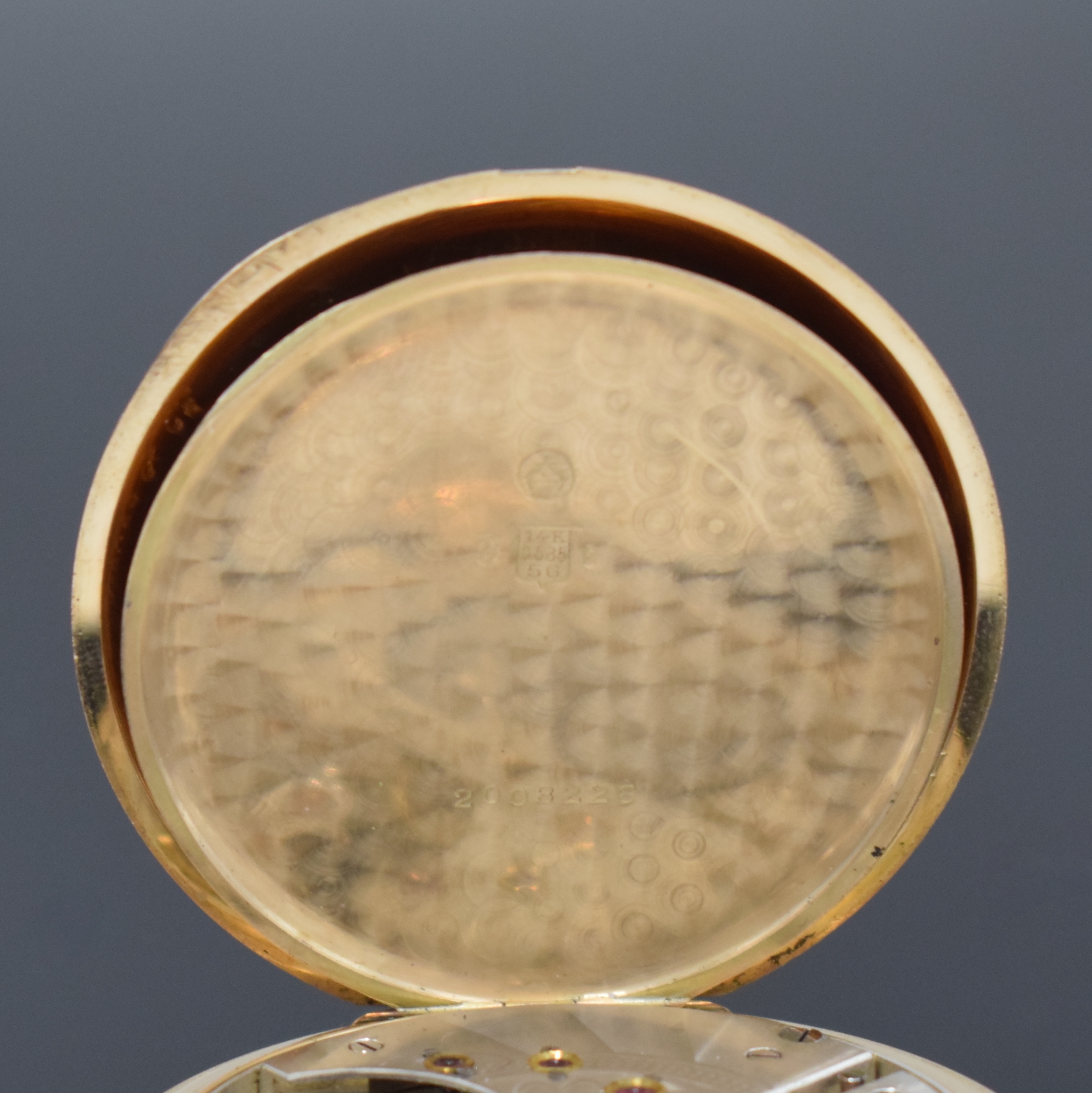 Detail d: ETERNA CHRONOMETRE offene Herrentaschenuhr in RG 585/000, Schweiz um 1915, strahlen-guill. 2-Deckel Goldgeh., Emailzifferbl. m. Breguetzahlen, kl. ...