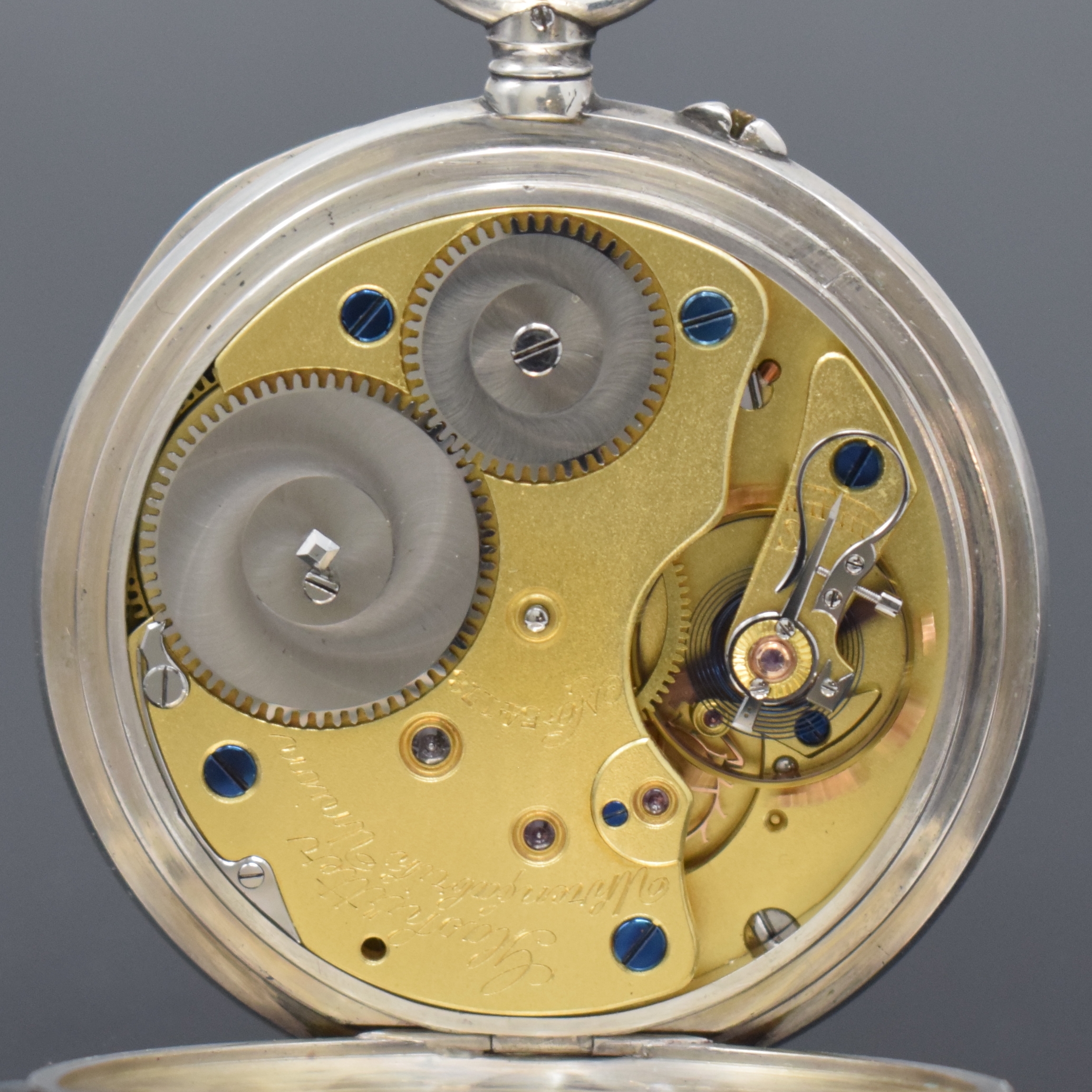 Detail e: UHRENFABRIK UNION Glashütte offene Silbertaschenuhr in 1C-Qualität, Deutschland um 1910, guill. Lucia-Geh., 2-teil. Emailzifferbl. m. arab. Zahlen, ...