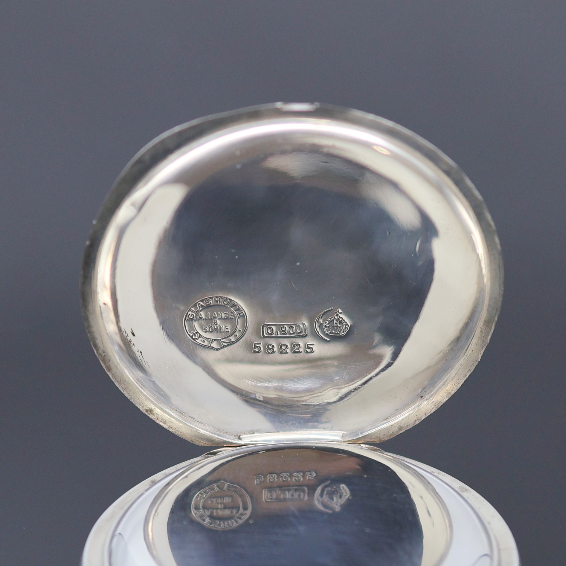 Detail c: A. LANGE & SÖHNE -DUF- offene Silbertaschenuhr, Deutschland um 1910, glattes Lucia-Geh., gekürzte Goldscharniere, 3-tlg. Emailzifferbl. riss., ...