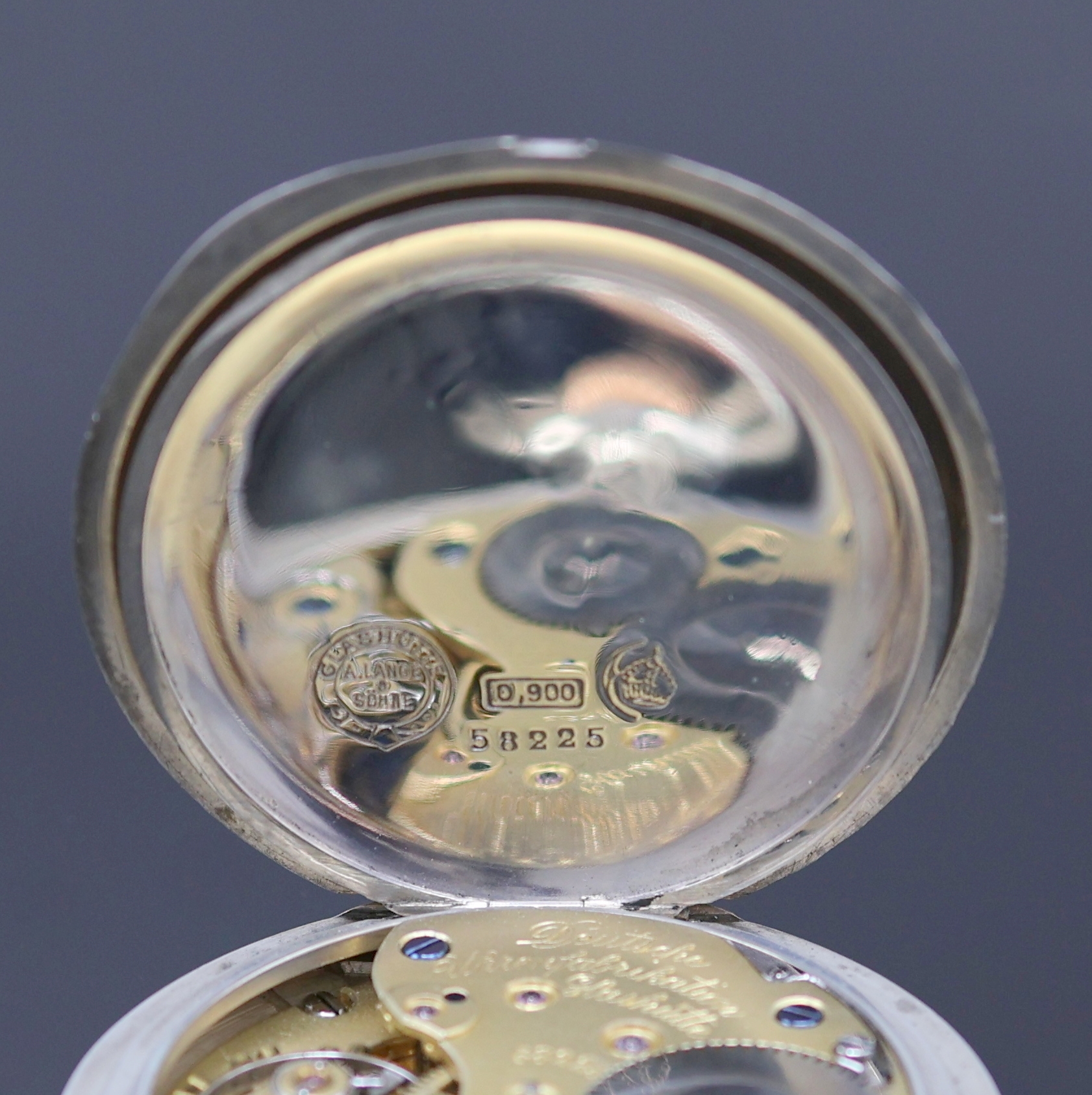 Detail d: A. LANGE & SÖHNE -DUF- offene Silbertaschenuhr, Deutschland um 1910, glattes Lucia-Geh., gekürzte Goldscharniere, 3-tlg. Emailzifferbl. riss., ...