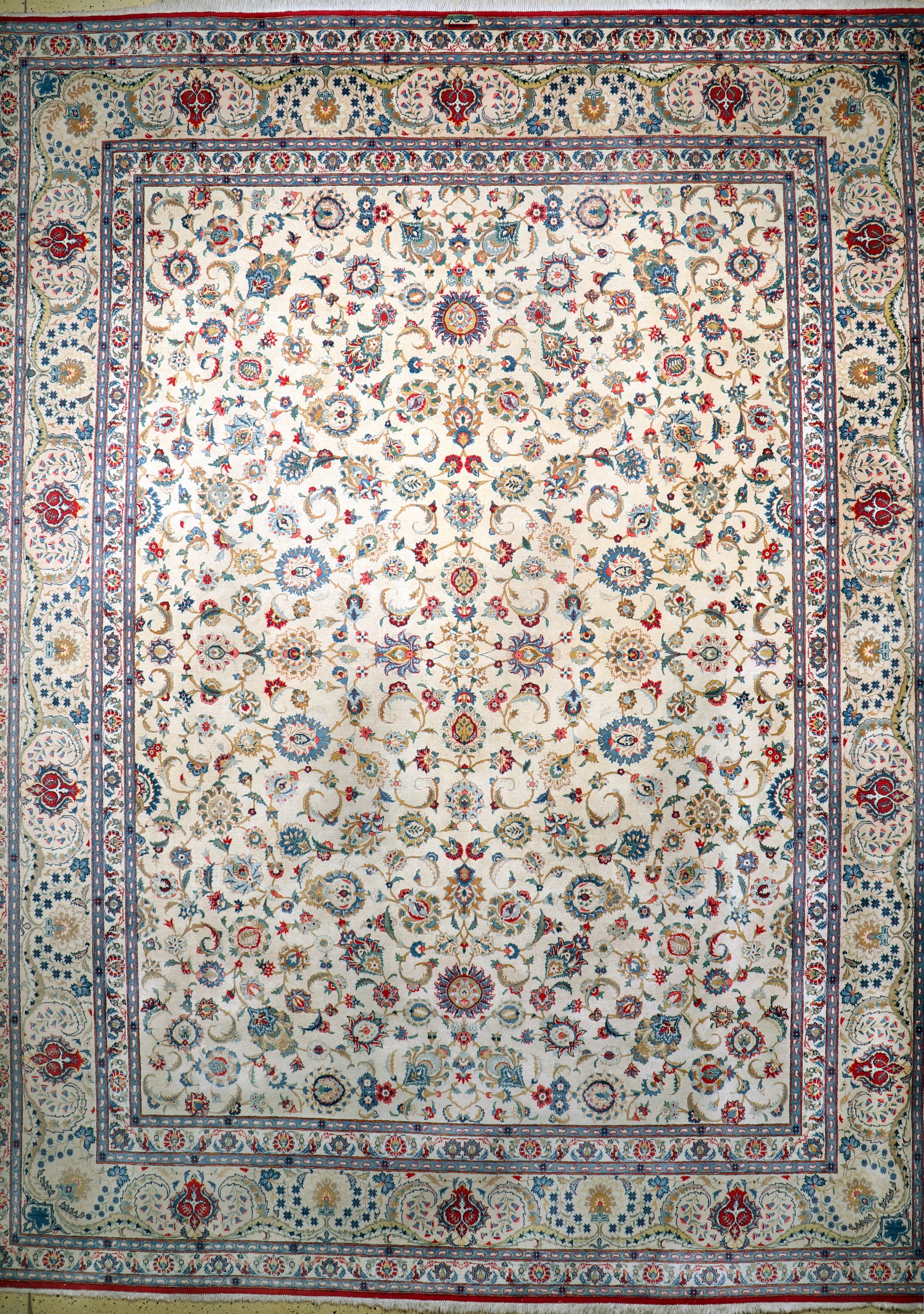 Keschan , Persien, Wolle auf Baumwolle, ca.410 x 318 cm, EHZ: 2-3, verschmutzt, verblasst