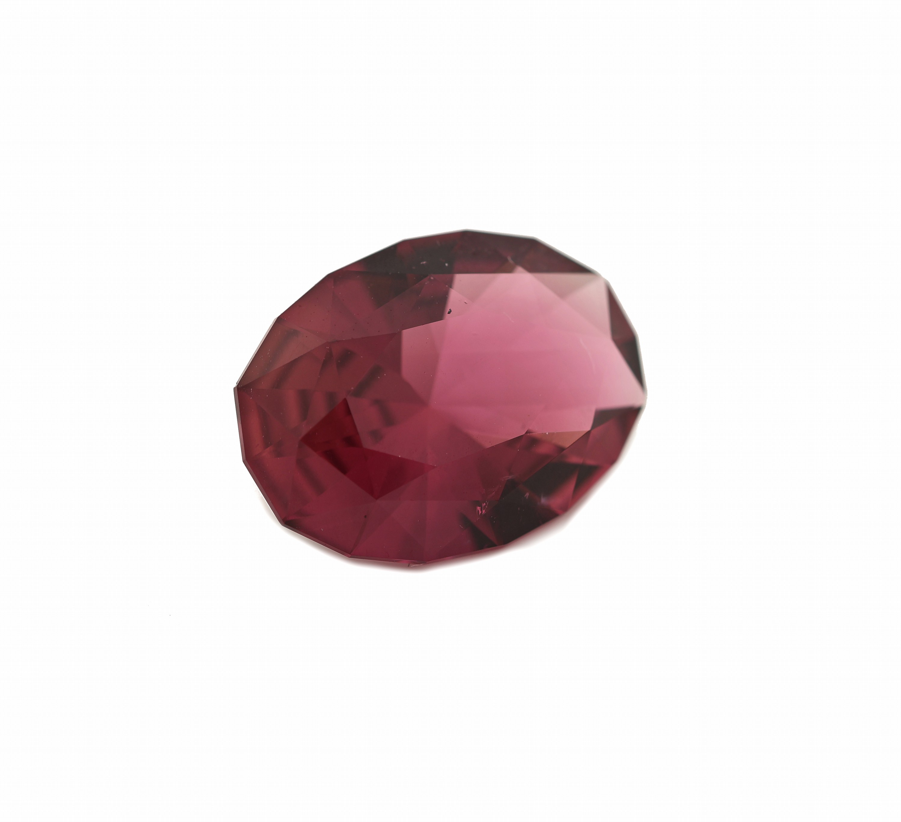 Detail a: Loser Turmalin, ca. 4.89 ct, ovalfacett.