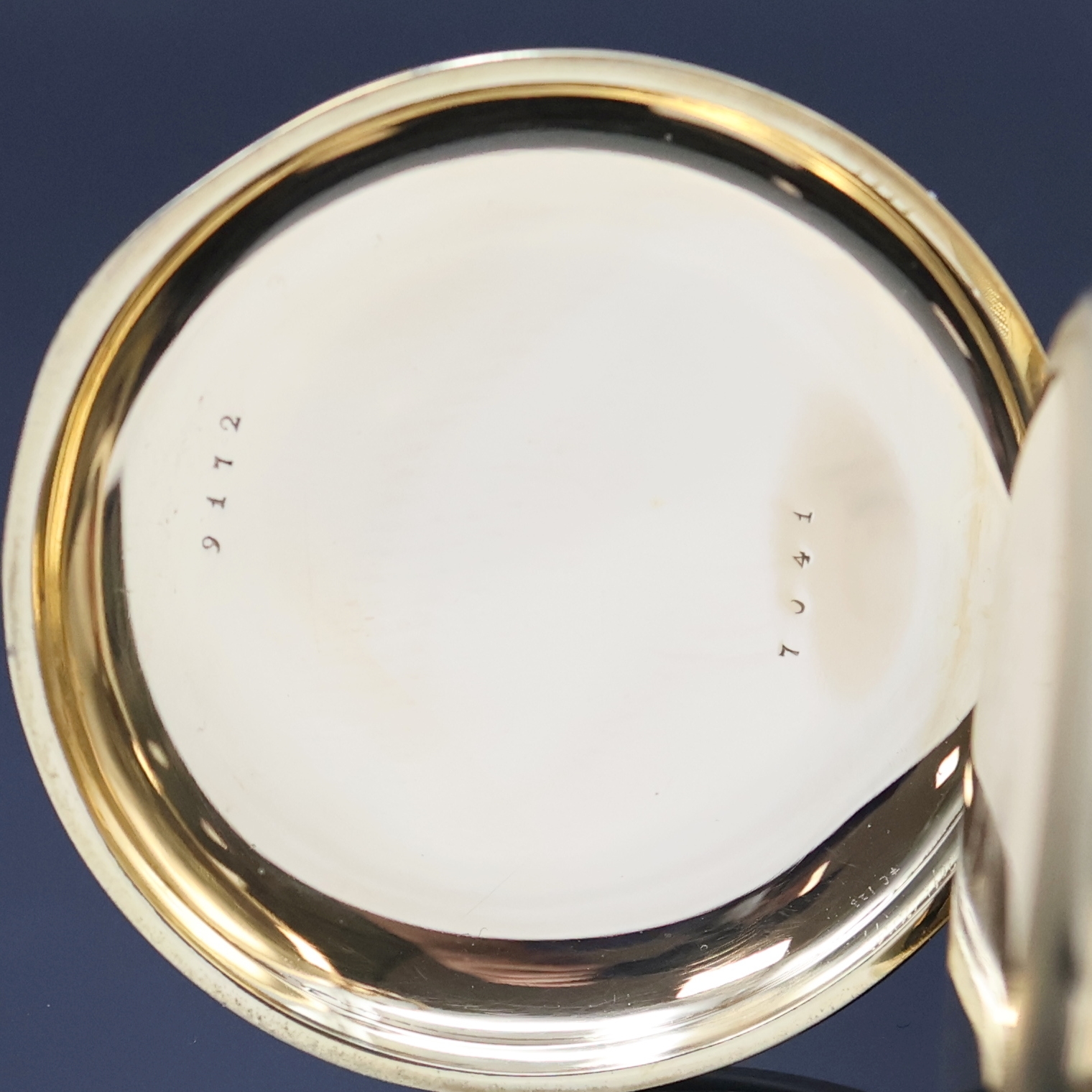 Detail d: EDOUARD PERREGAUX Le Locle schwere Herrensavonette in GG 750/000, Schweiz um 1880, glattes 3-Deckel Goldgeh. m. Münzrand ber., 2-tlg. Emailzifferbl. ...
