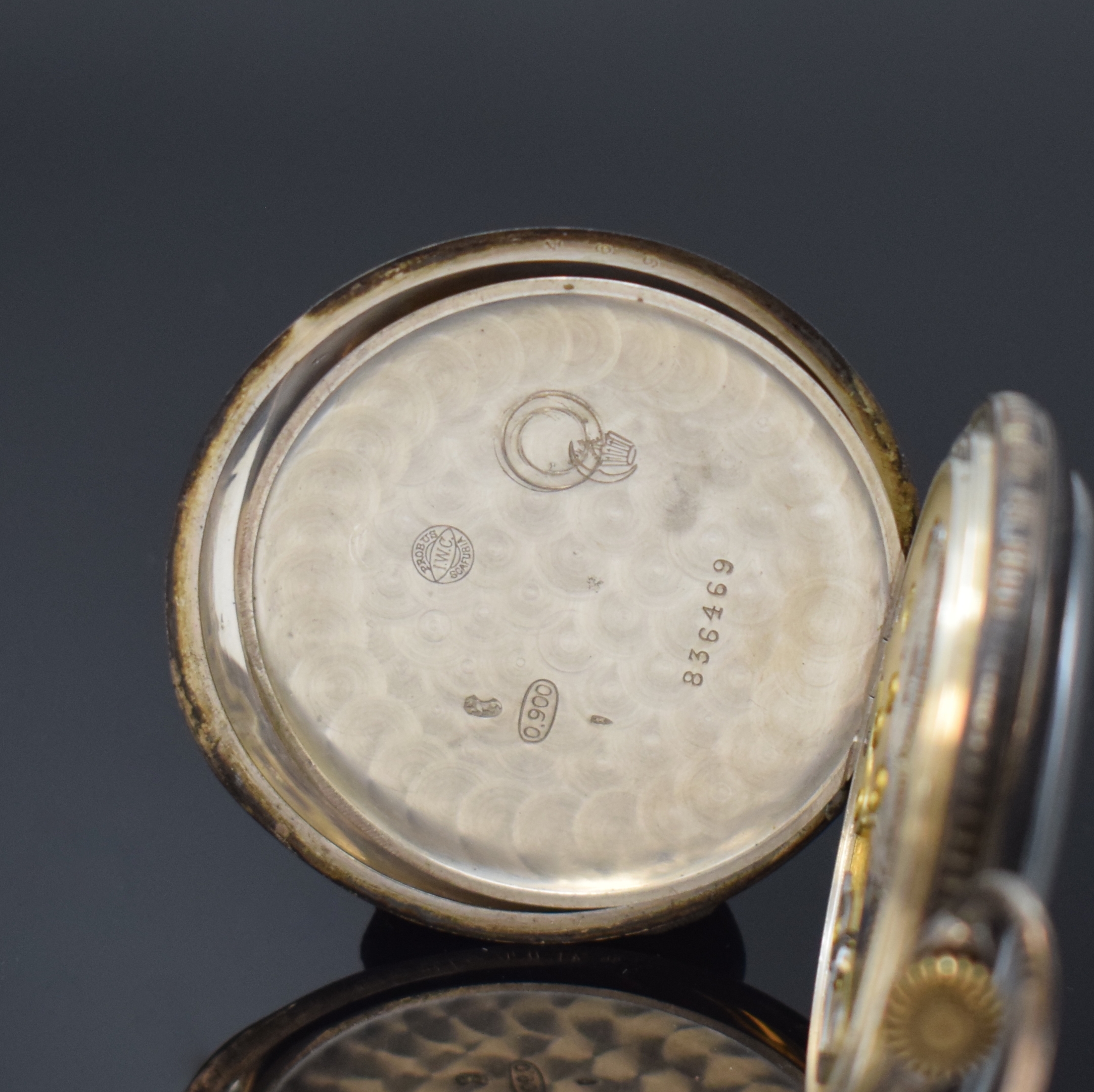 Detail d: IWC offene Herrentaschenuhr in 900er Silber, Schweiz um 1925, Tulasilber Geh. ber./dell./def., Emailzifferbl. m. Breguet Std.-Zeichen riss., gebl. ...