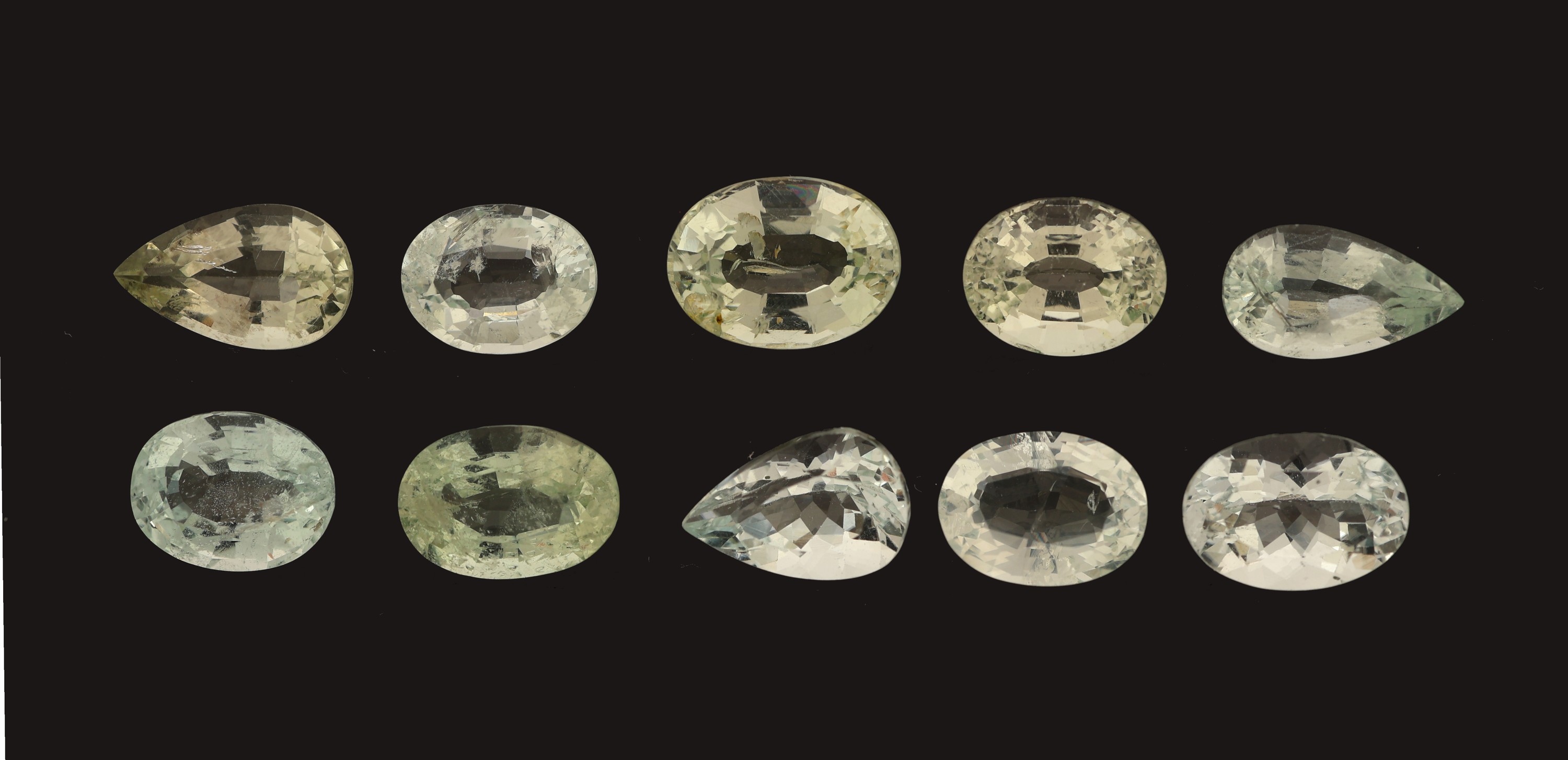 Detail a: Lot 10 lose Aquamarine, zus. ca. 27.79 ct, versch. Schliffformen, Größen und Farbnuancen