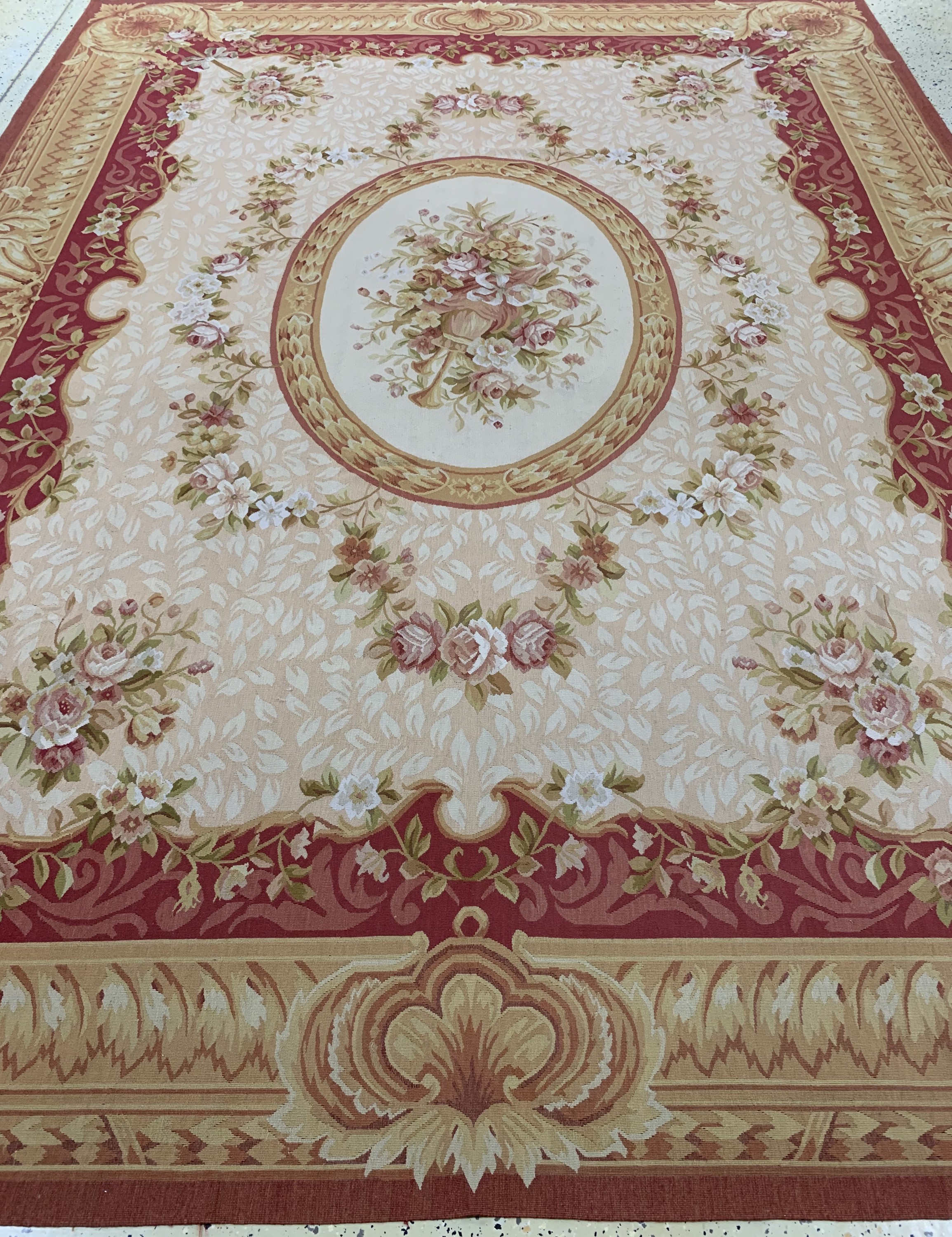 Detail f: Aubusson flachgewebt, China, Ende 20.Jhd, Wolle auf Baumwolle, ca. 370 x 270 cm, Reinigungsbedürftig, EHZ: 1-2