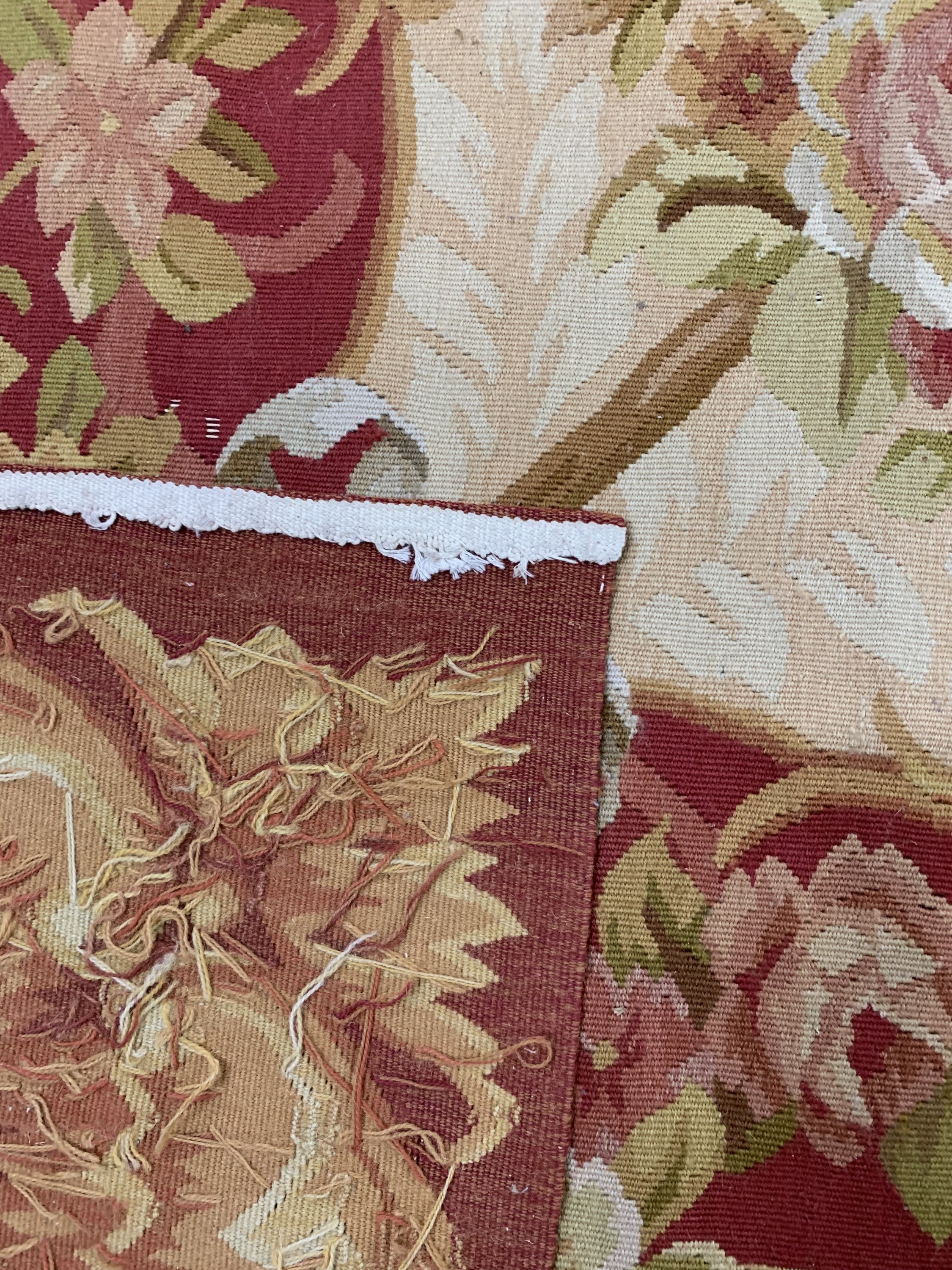 Detail g: Aubusson flachgewebt, China, Ende 20.Jhd, Wolle auf Baumwolle, ca. 370 x 270 cm, Reinigungsbedürftig, EHZ: 1-2