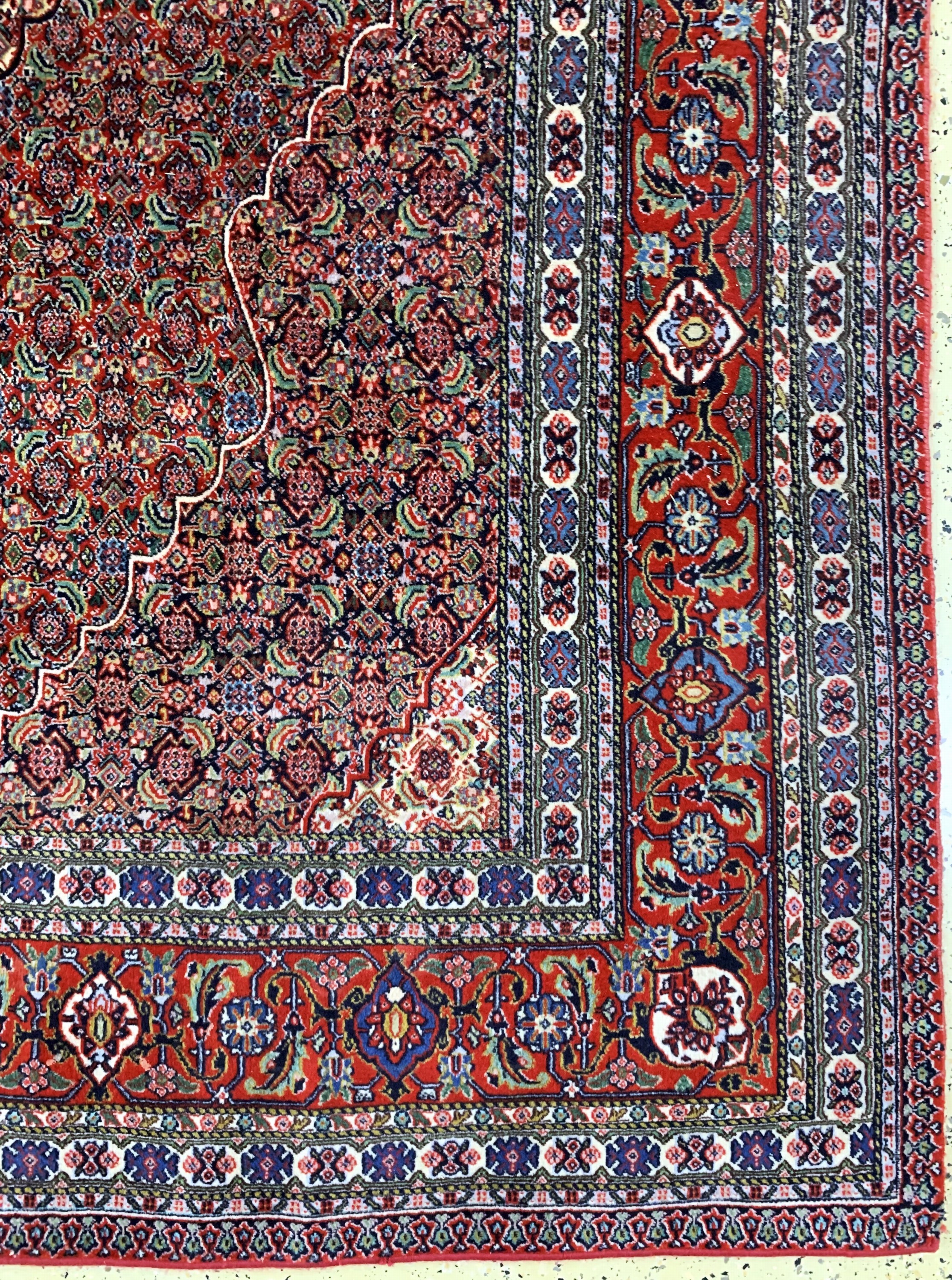 Detail a: Täbriz, Persien, Mitte 20.Jhd, Wolle auf Baumwolle, ca. 297 x 207 cm, EHZ: 2(ohne Fransen)