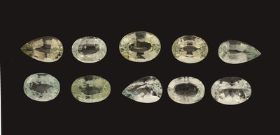 26918832a - Lot 10 lose Aquamarine, zus. ca. 27.79 ct, versch. Schliffformen, Größen und ...