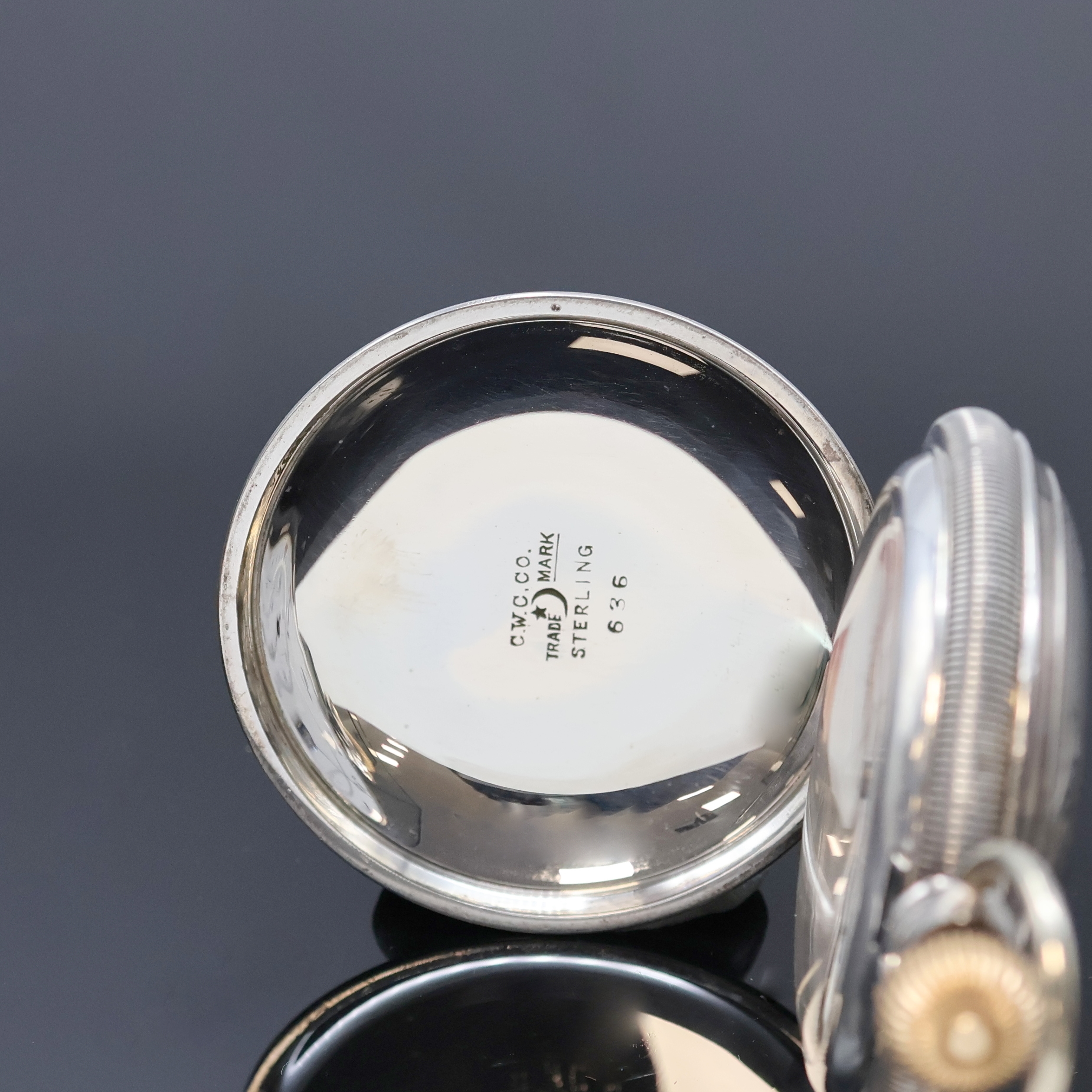 Detail a: STEWART SPECIAL schwere amerikanische Herren- Savonette in Sterlingsilber, USA um 1890, guill., floral grav. Geh. m. Goldscharnieren, 3-tlg. ...