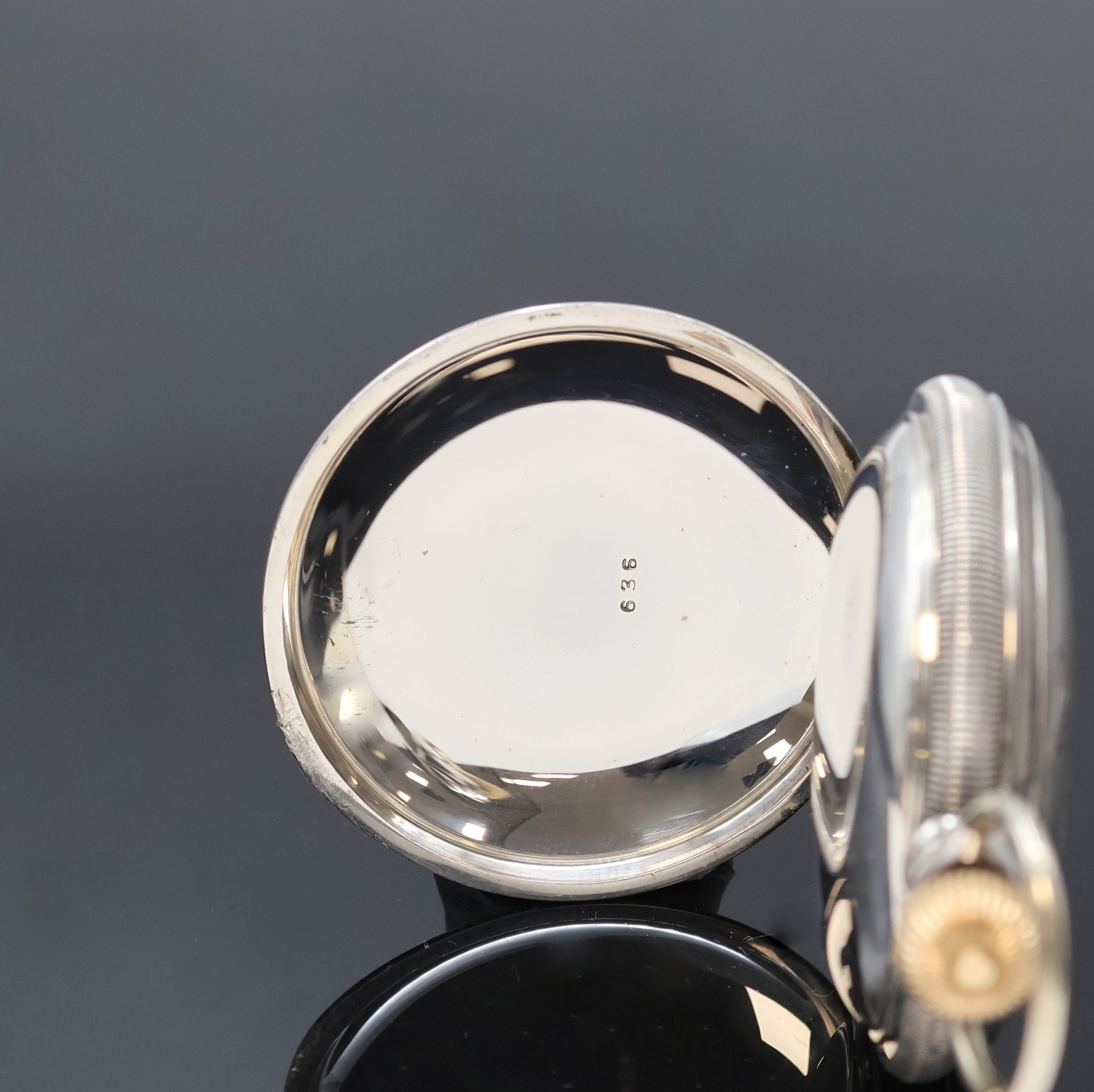 Detail d: STEWART SPECIAL schwere amerikanische Herren- Savonette in Sterlingsilber, USA um 1890, guill., floral grav. Geh. m. Goldscharnieren, 3-tlg. ...