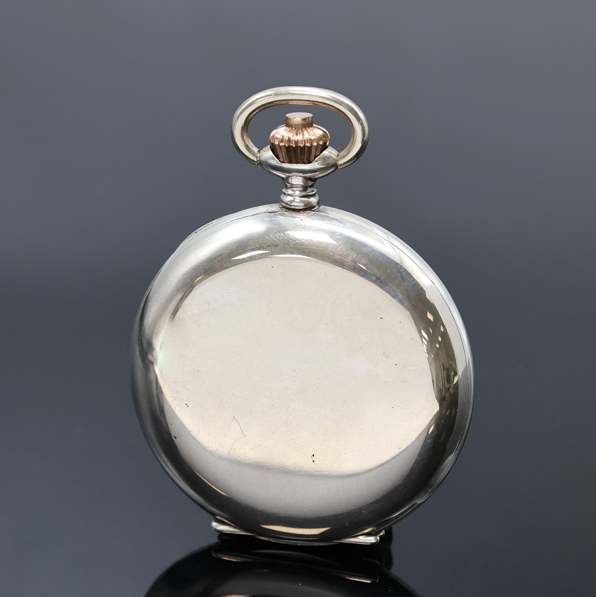 Detail b: GLASHÜTTER PRÄZISIONS UHRENFABRIK AG / LEO DEBBRECHT Herrensavonette in Silber, Deutschland um 1920, glattes Lucia-Geh., 3- tlg. Zifferbl., arab. ...