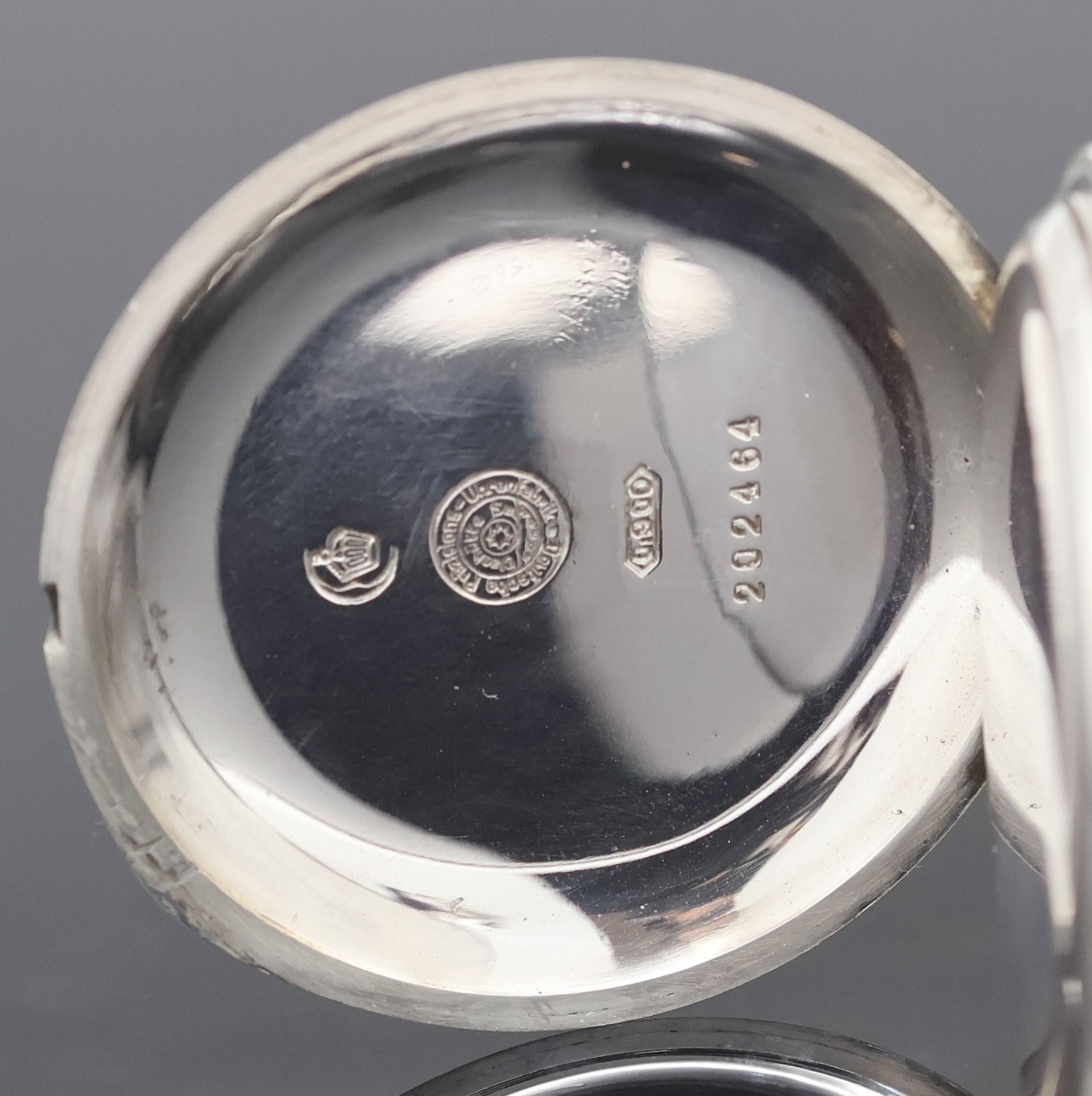 Detail c: DEUTSCHE PRÄZISIONSUHR ORIGINAL GLASHÜTTE offene Taschenuhr in Silber, Deutschland um 1920, glattes Lucia-Geh., Goldscharniere, Emailzifferbl. m. ...