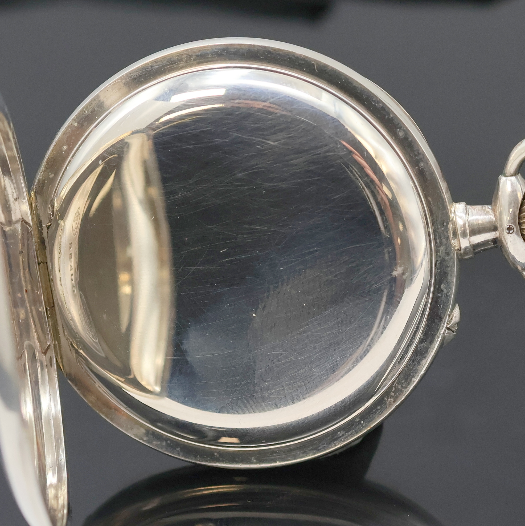 Detail b: A. LANGE & SÖHNE -DUF- offene Silbertaschenuhr, Deutschland um 1930, glattes Geh. m. gekürzten Goldscharnieren, 3- tlg. Emailzifferbl., fette arab. ...