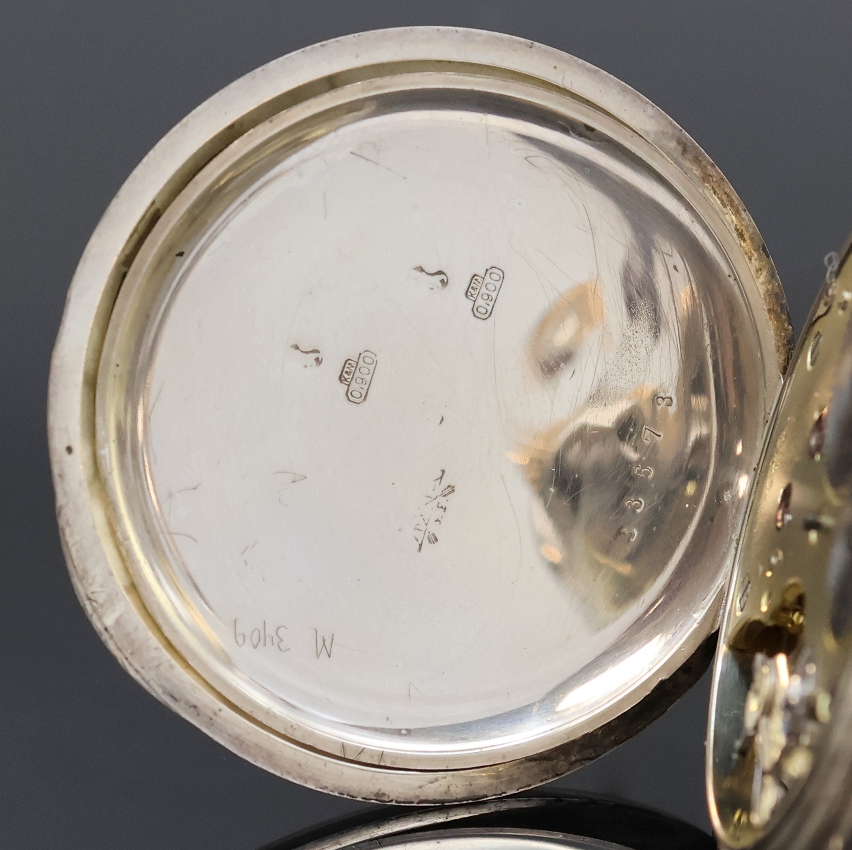 Detail d: PHILIPPE DUBOIS & FILS offene Silbertaschenuhr, Schweiz um 1900, glattes Geh. m. gestuftem Pendant, auf Cuvette bez. Chronometre, im Deckel eingel. ...
