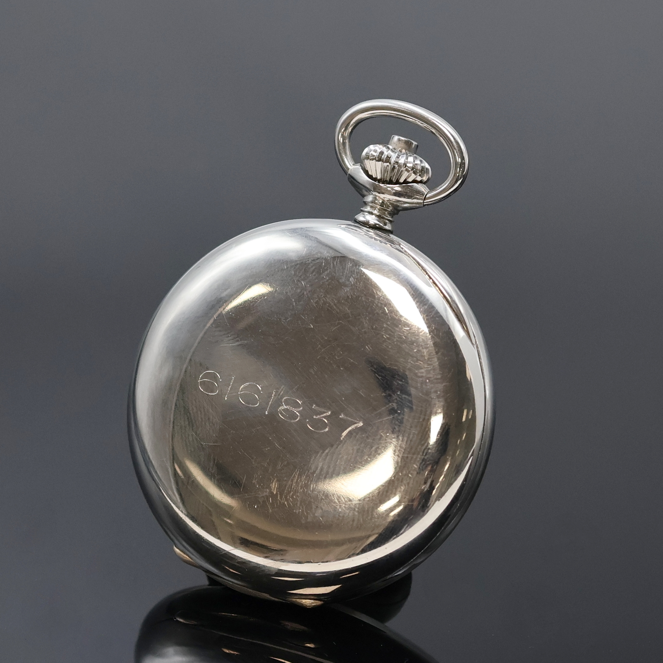 Detail a: LONGINES offene Taschenuhr mit Chronograph in Stahl, Schweiz um 1941, pol. Scharniergeh., Glasrand aufgedr., Stopp-Funktion über Kronendrücker, ...