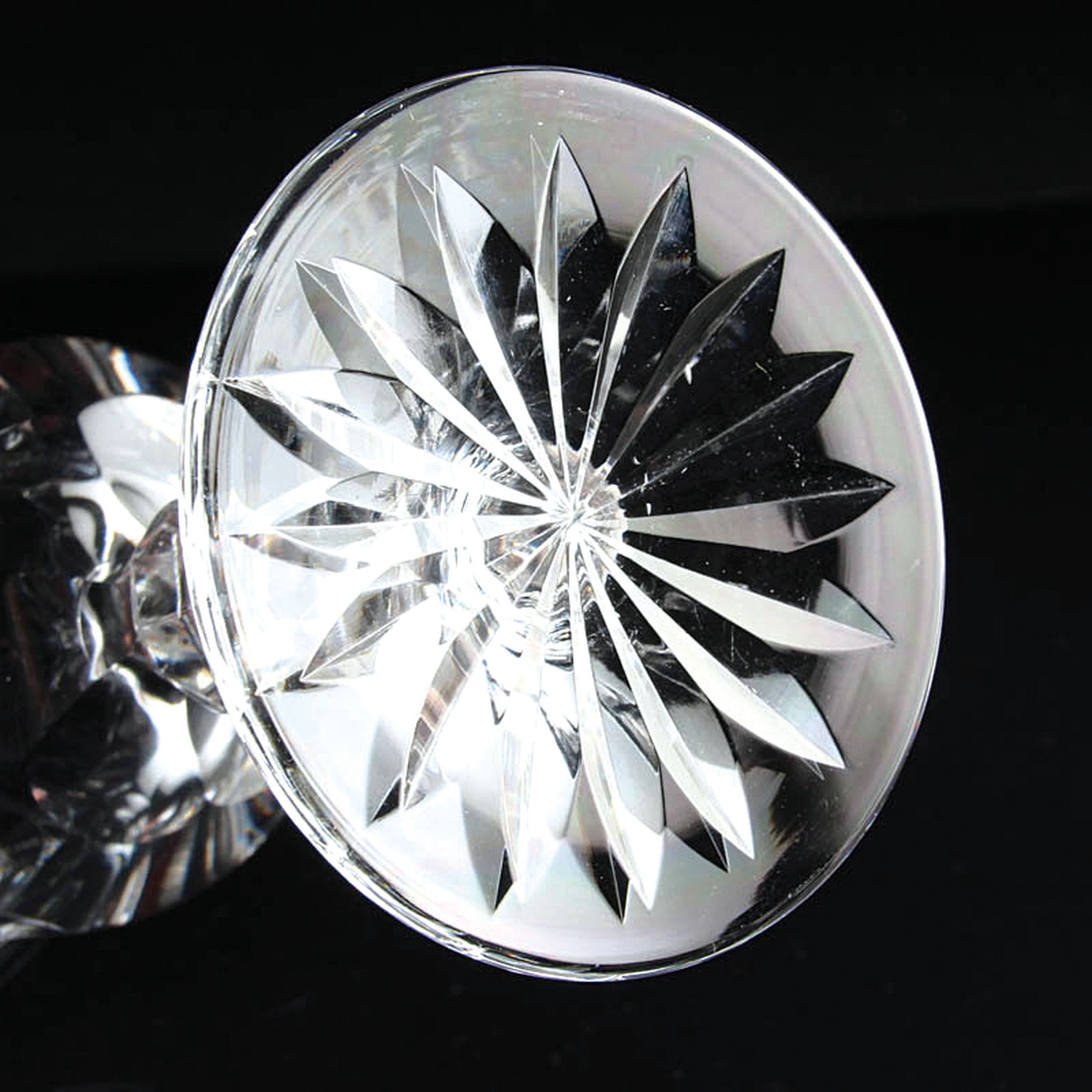 Detail d: Glasset Costa Lunga, Waterford Glass Limited, Irland, farbloses Glas, 6 Rotweingläser, 6 Champagnerschalen, H. 14/17 cm