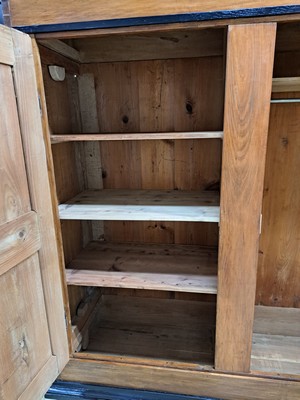 26919473c - Biedermeier-Schrank, um 1830, Kirschbaum massiv, Zargen geschwärzt, Türen ...