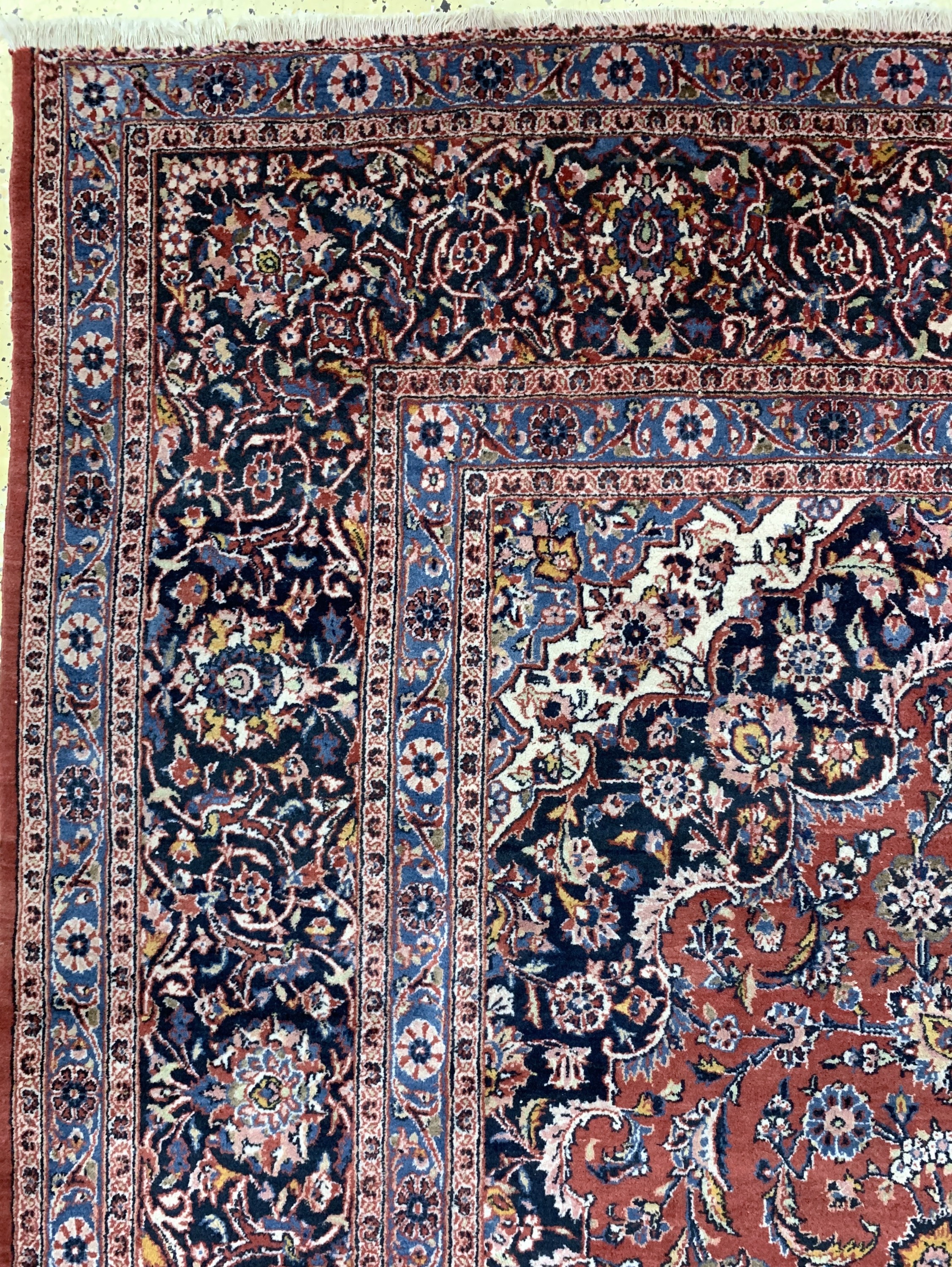 Detail d: Keschan fein, Persien, Mitte 20.Jhd, Wolle auf Baumwolle, ca. 395 x 282 cm, verkürzt, EHZ: 2