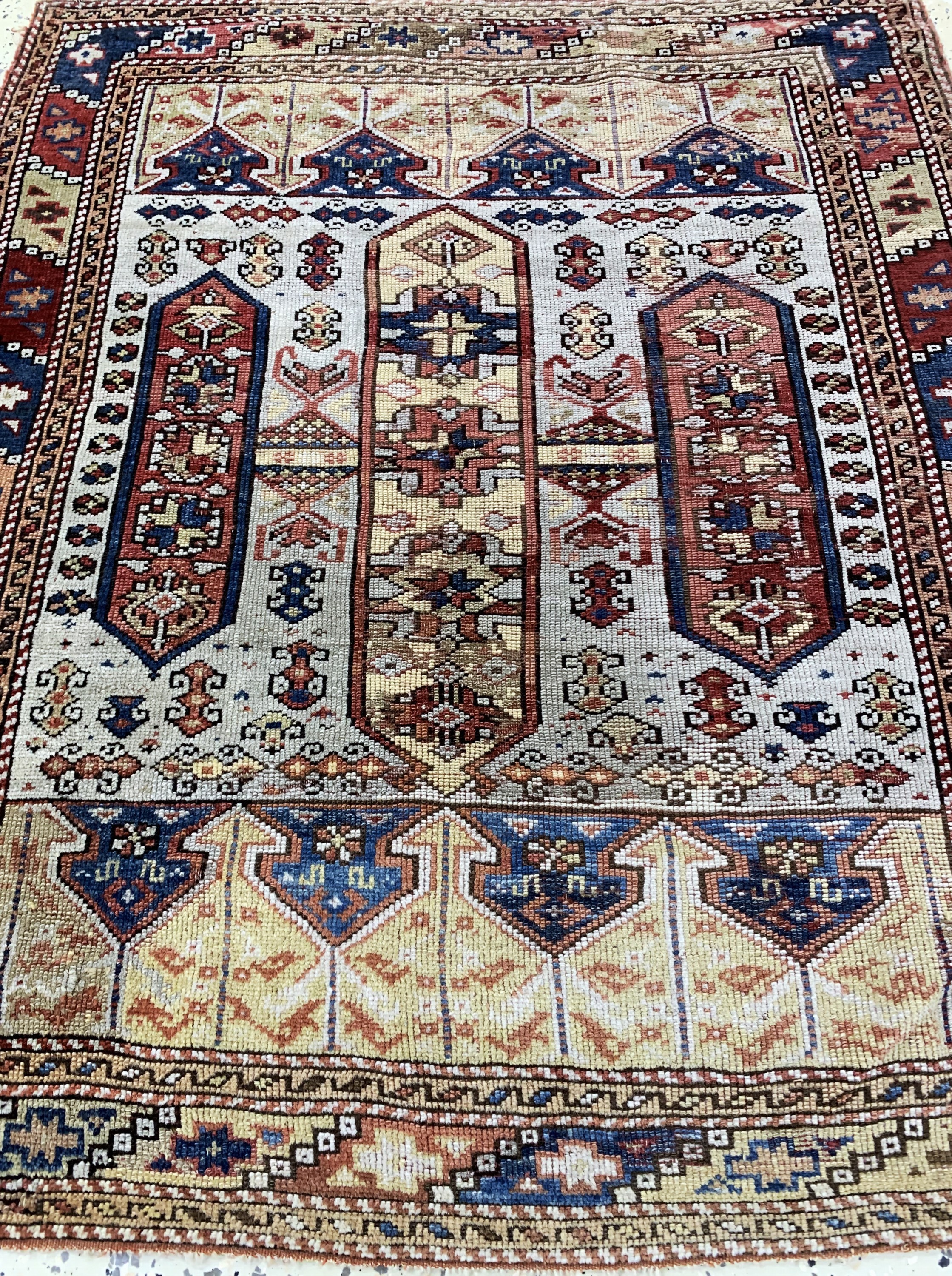 Detail d: Melas antik, Türkei, 19.Jhd, Wolle auf Wolle, ca. 117 x 100 cm, EHZ: 3-4