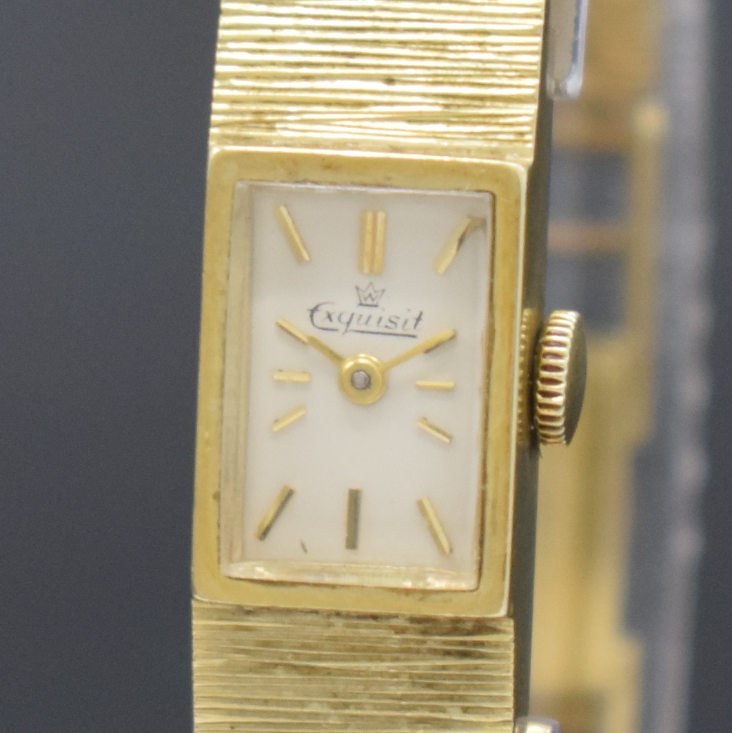Detail a: EXQUISIT rechteckige Damenarmbanduhr in GG 585/000, Schweiz um 1970, Handaufzug, 2-tlg. Geh., Boden aufgedr., integr. vorderseitig strukt. ...