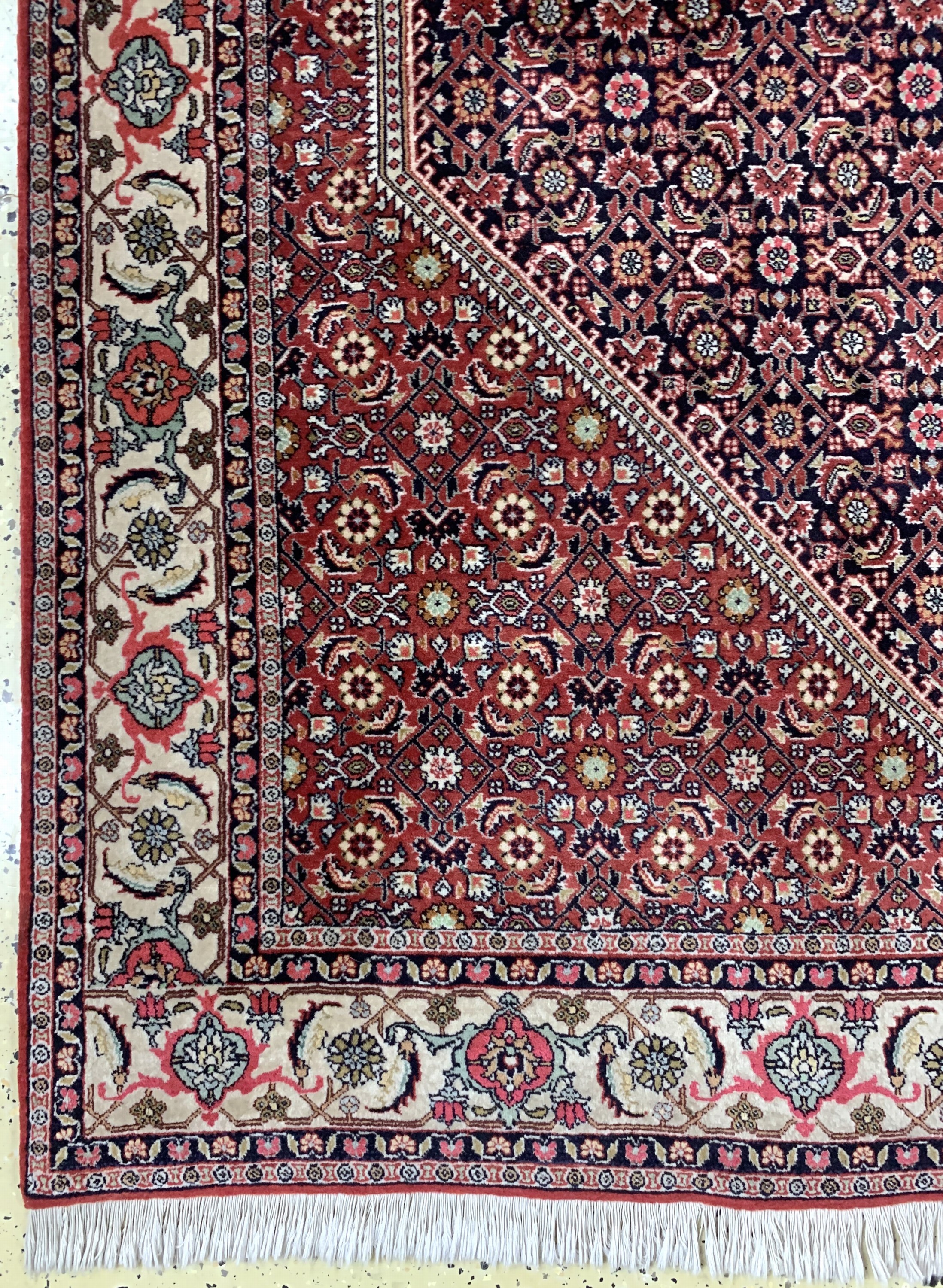 Detail b: Bidjar fein, Persien, Ende 20.Jhd, Korkwolle auf Baumwolle, ca. 245 x 170 cm, EHZ: 1-2