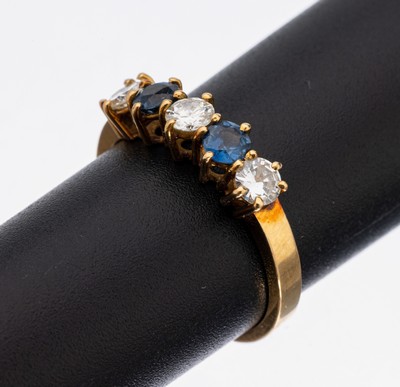 Image 18 kt Gold Saphir-Brillant-Ring, GG 750/000, 2 rundfacett. Saphire zus. ca. 0.20 ct, 3 ...