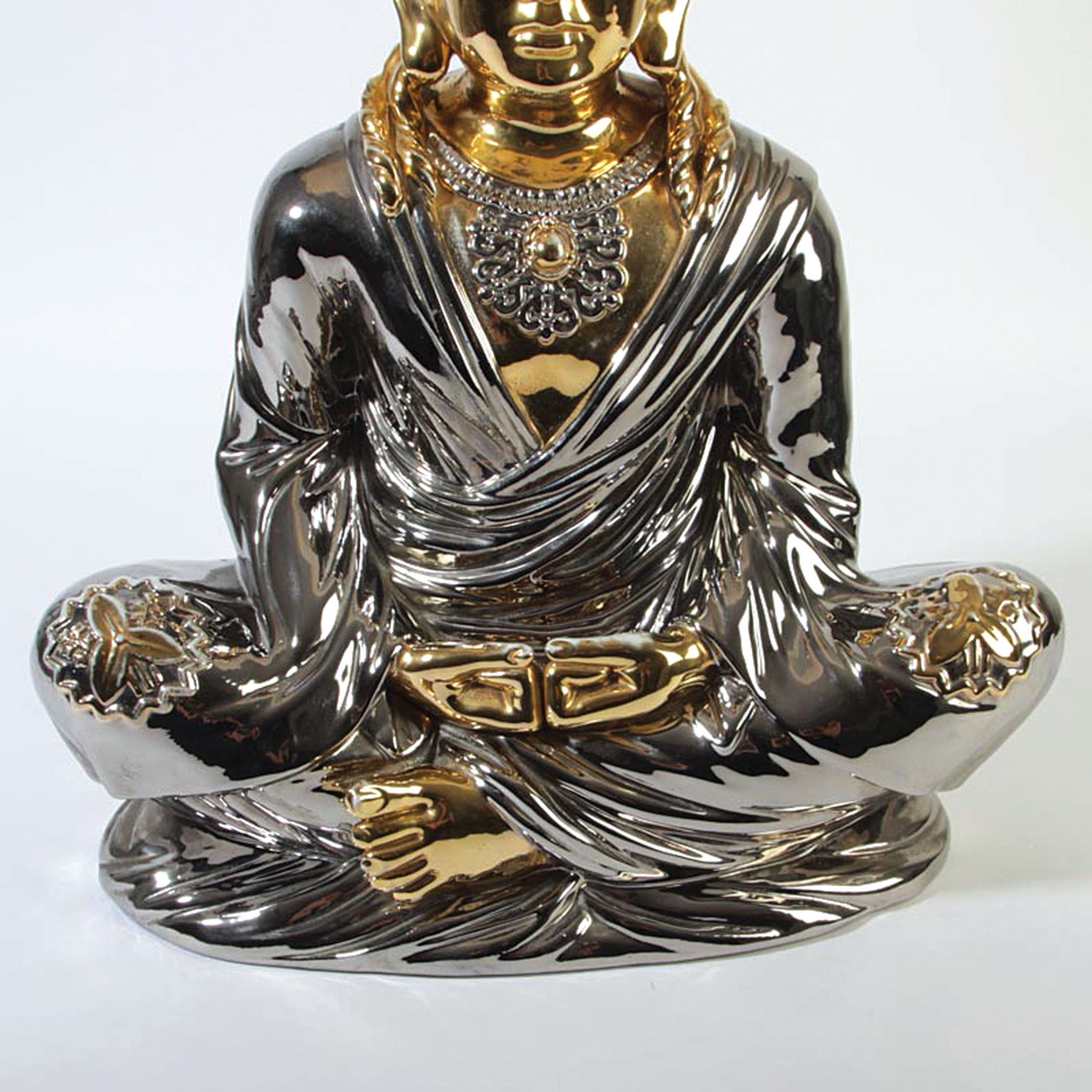 Detail d: Paar Skulpturenlampen mit Buddhas, Italien, 1970er-Jahre, Keramikkorpus, glänzend silber- und goldfarben lackiert, Buddhas im Meditationssitz, je ...