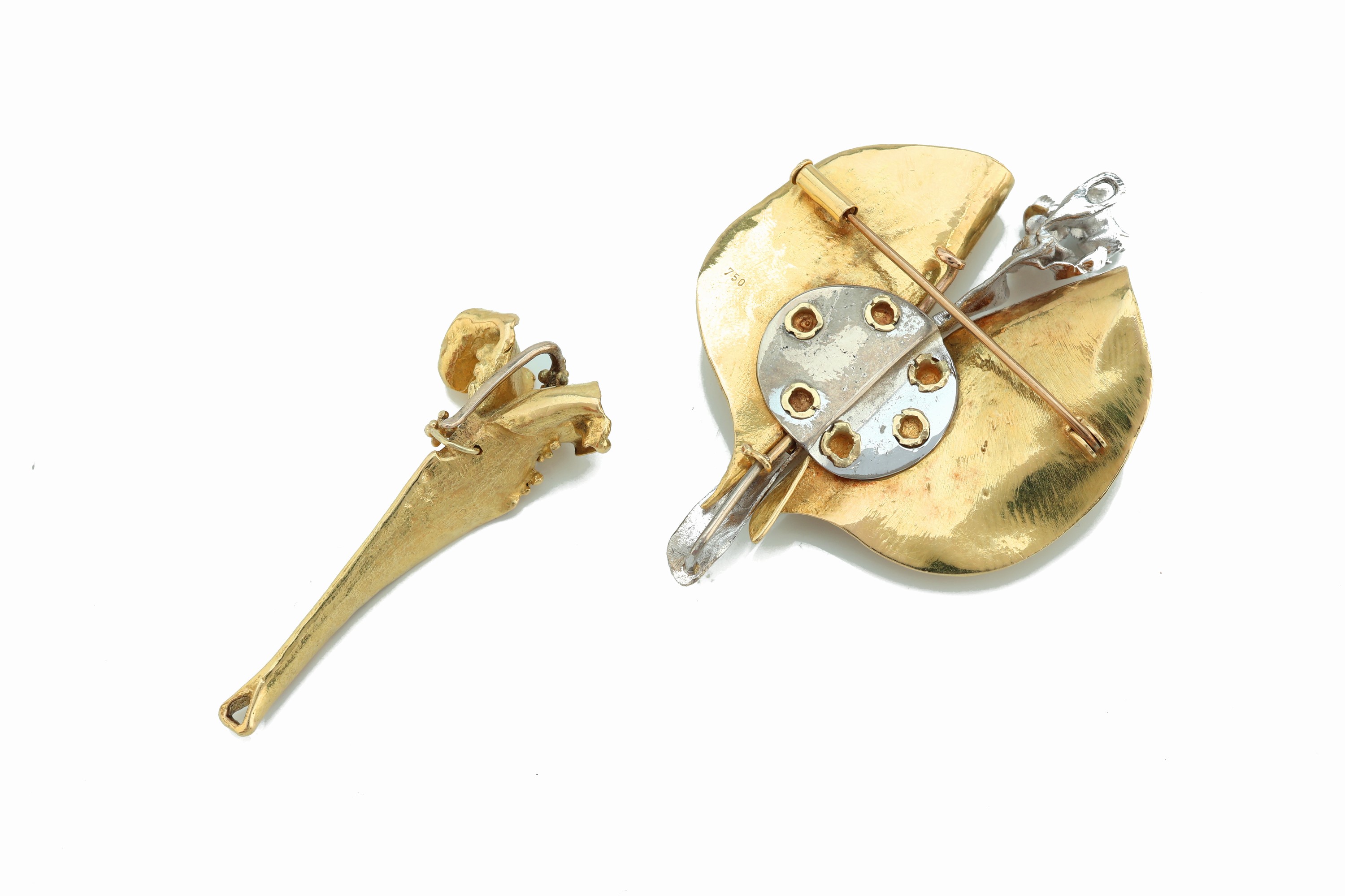 Detail d: Ausgefallenes 18 kt Gold Variations-Collier, GG/WG 750/000, reine Handarbeit, wohl Unikat, 2 versch. Abhängungen, 1 x auch als Brosche tragbar, ca. ...