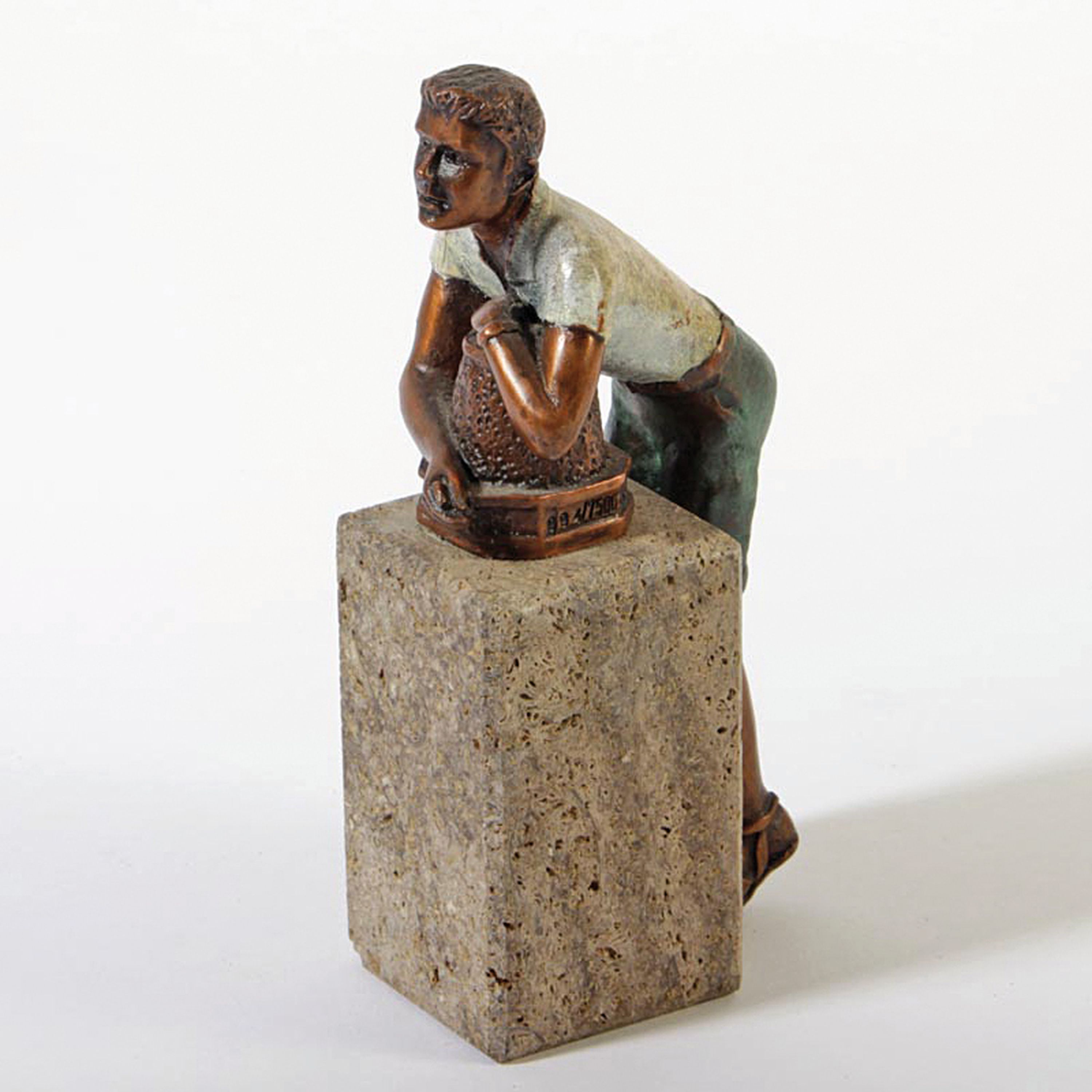 Detail c: Romeo-Barry Shiraishi, geb. 1938, zwei Bronzefiguren, "Love Story/Homme et Femme", auf Steinsockeln, H. 14/16 cm