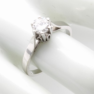 26920964a - Ring mit Brillant, WG 750/000, Brill. ca. 0.48 ct feines Weiß/si in ...