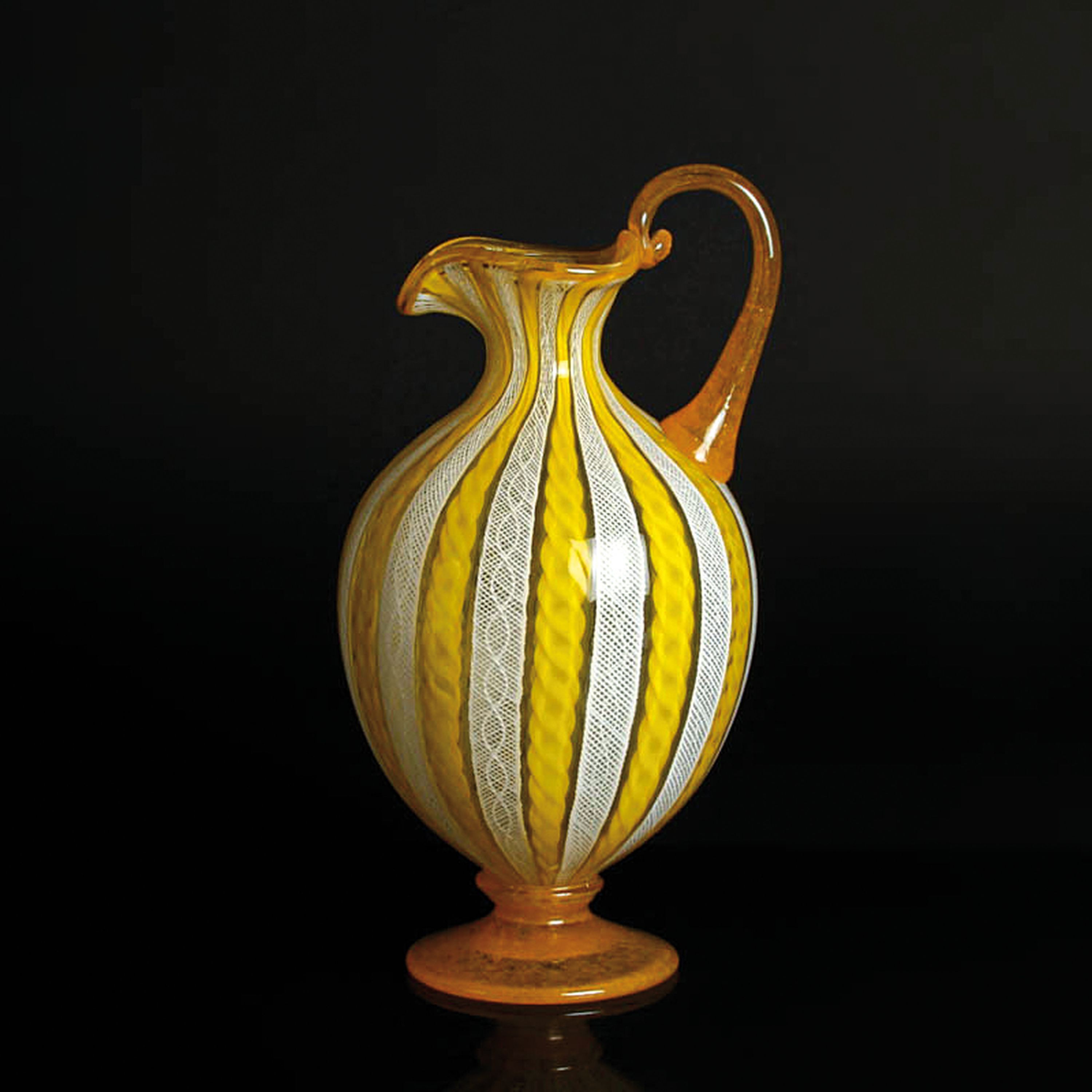 Detail b: 4 Zanfirico-Vasen in gelb-grünem Kolorit, Fratelli Toso, Murano, 1960-70, farbloses Glas, weiße und gelb-grünfarbene gedrehte Fadeneinschmelzungen ...