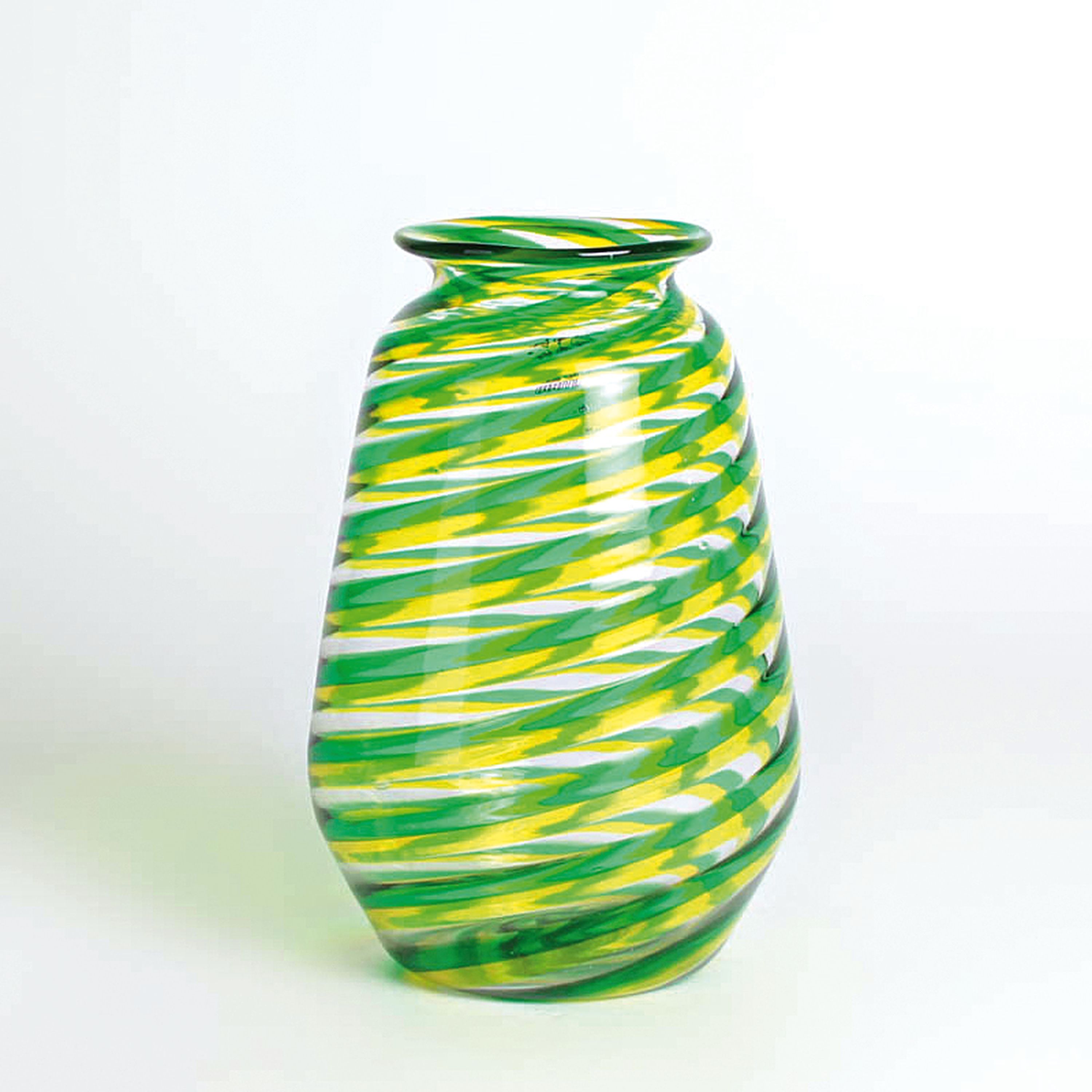 4 a Canne-Vasen, Fratelli Toso, Murano, 1960-70, farbloses Glas, verschiedenfarbige Fadeneinschmelzungen spiralförmig verlaufen in a canne-Technik, ...