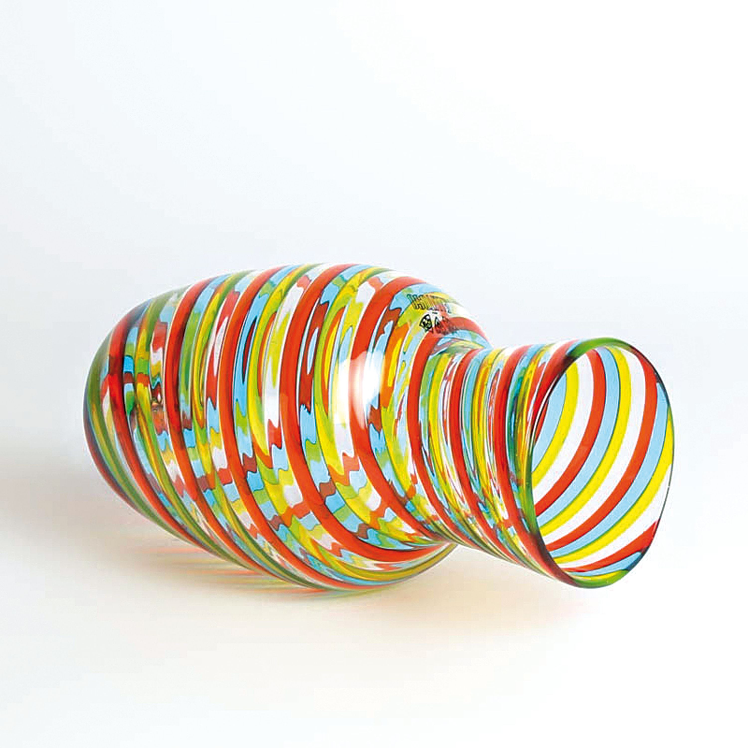 Detail j: 4 a Canne-Vasen, Fratelli Toso, Murano, 1960-70, farbloses Glas, verschiedenfarbige Fadeneinschmelzungen spiralförmig verlaufen in a canne-Technik, ...