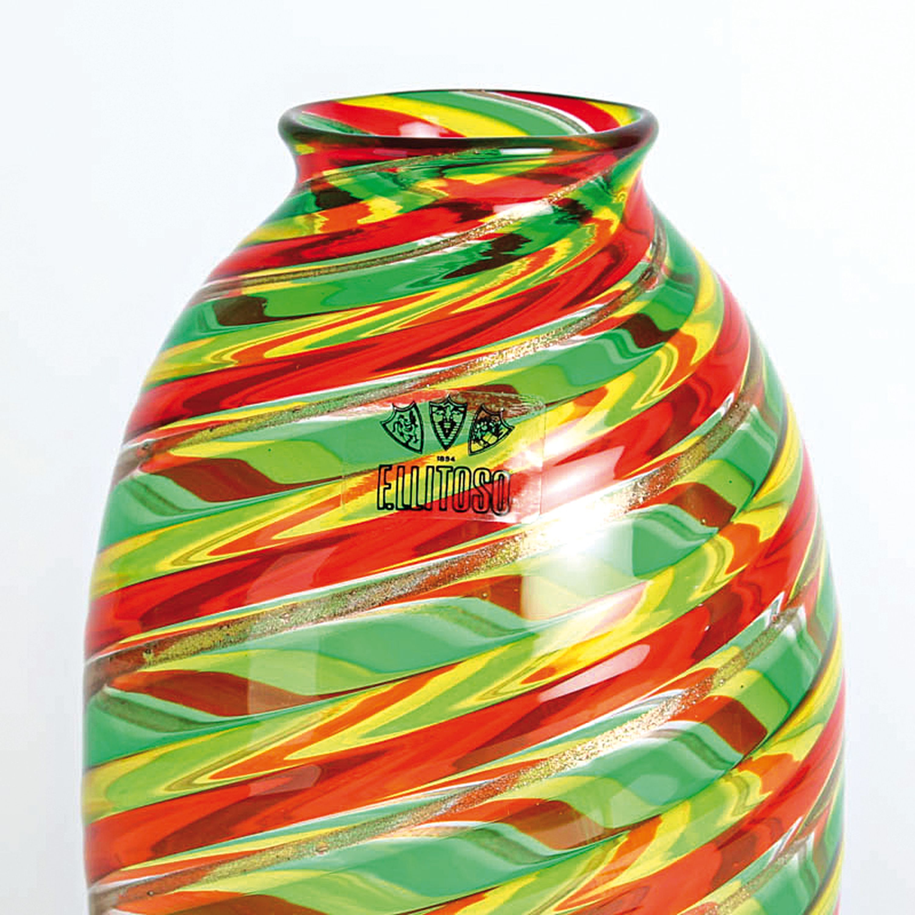 Detail l: 4 a Canne-Vasen, Fratelli Toso, Murano, 1960-70, farbloses Glas, verschiedenfarbige Fadeneinschmelzungen spiralförmig verlaufen in a canne-Technik, ...