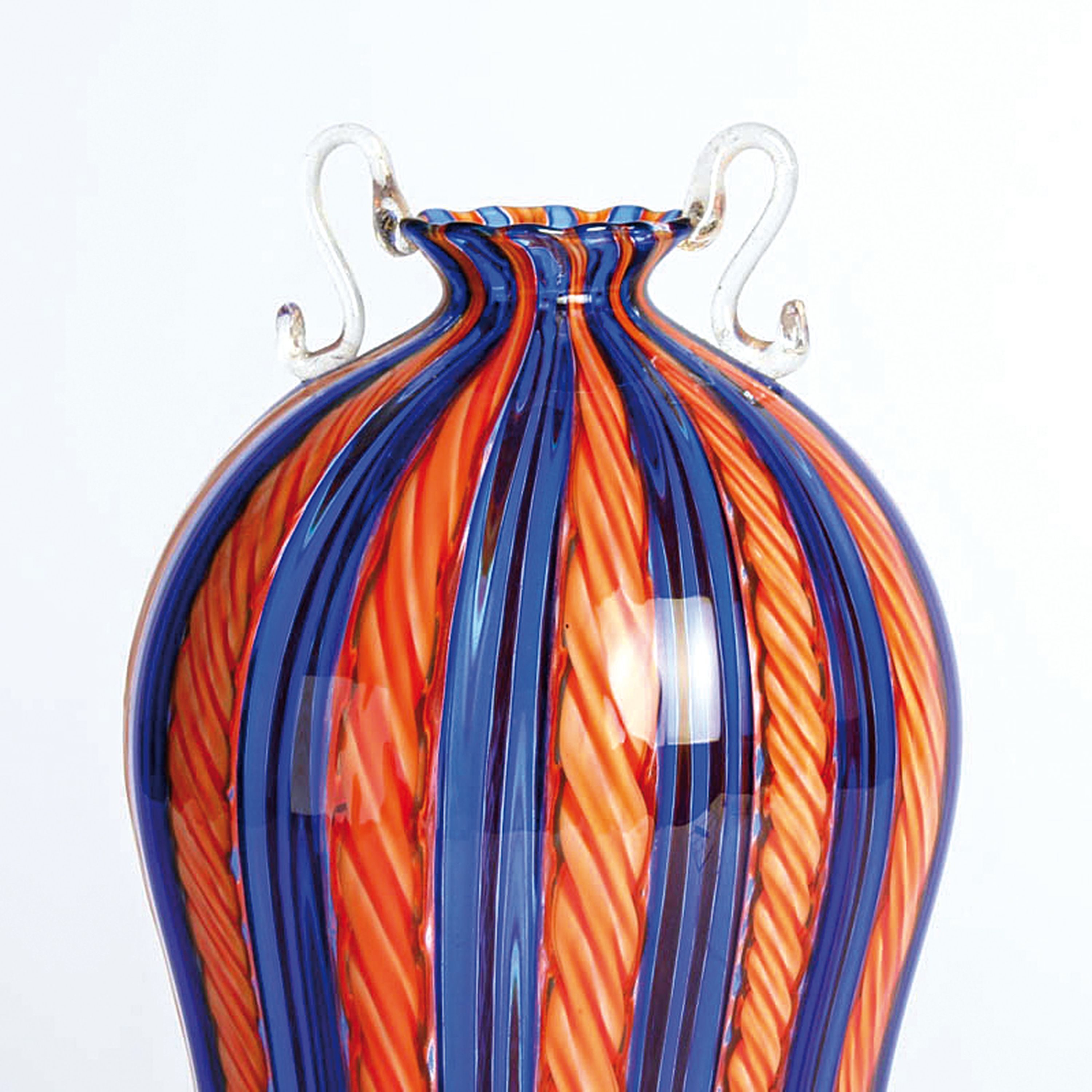 Detail g: 4 zanfirico-Vasen in rotem Kolorit, Fratelli Toso, Murano, 1960-70, farbloses Glas, rote, orangefarbene und blaue Fadeneinschmelzungen in ...