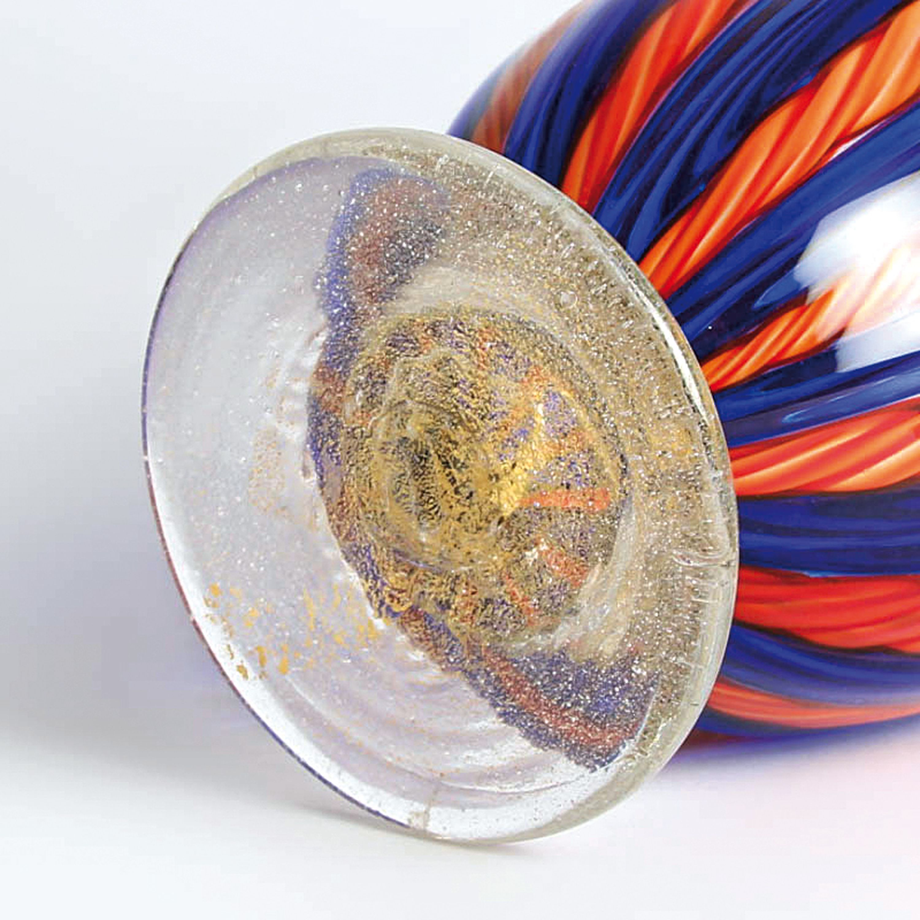 Detail i: 4 zanfirico-Vasen in rotem Kolorit, Fratelli Toso, Murano, 1960-70, farbloses Glas, rote, orangefarbene und blaue Fadeneinschmelzungen in ...