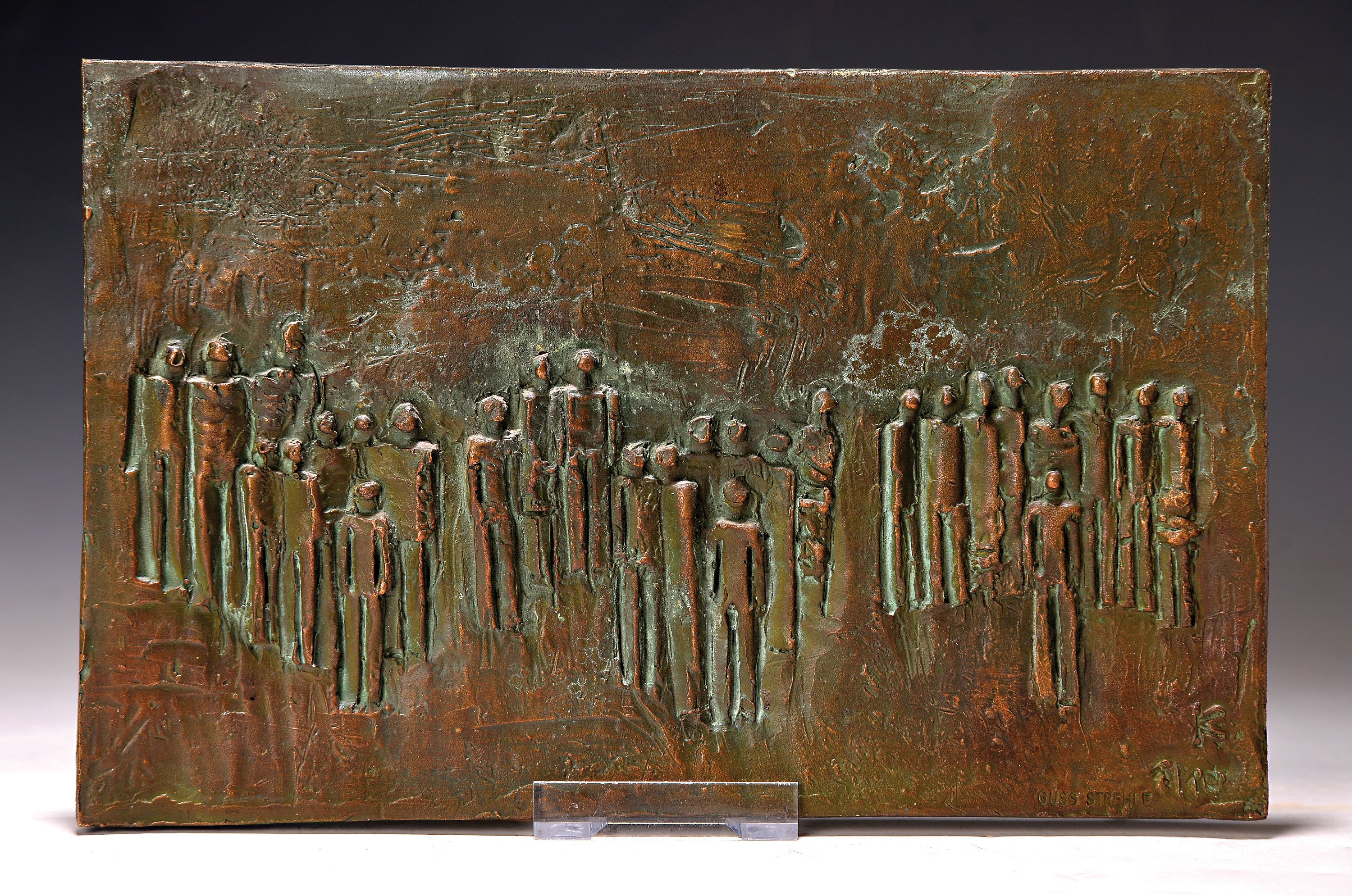 Manfred Kieselbach, 1935 Coburg - 2018 Mannheim, Relief, Versammlung, Chöre ?, Bronze, ca. 15.6 x 24.5 cm, mongorammiert K, Gießerei Strehle, Coburg