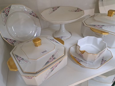 26921069a - Art-Deco-Speiseservice, Limoges Frankreich, 1920er Jahre, eckige Form, geometrischer ...