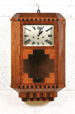 Image 26921073 - Wanduhr mit Westminsterschlag, Junghans, um 1930, Nußbaumgehäuse mit ...