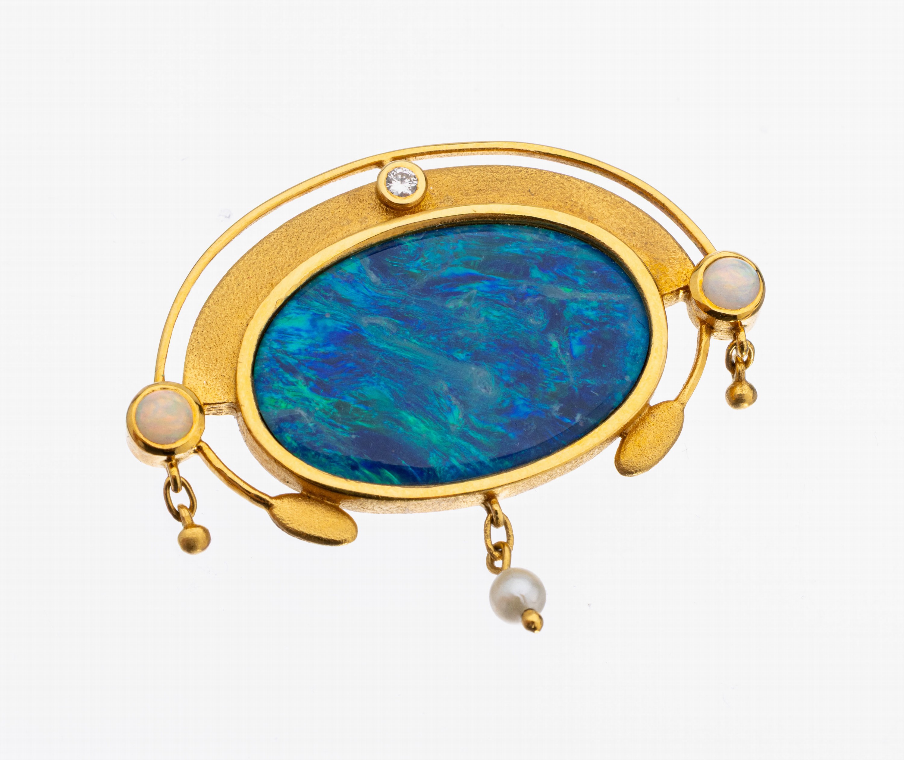 14 kt Gold Opal-Brillant-Perl-Brosche, GG 585/000, ovale Opaltriplette, 2 runde Opalcabochons zus. ca. 0.20 ct, 1 Brillant ca.0.02 ct feines ...