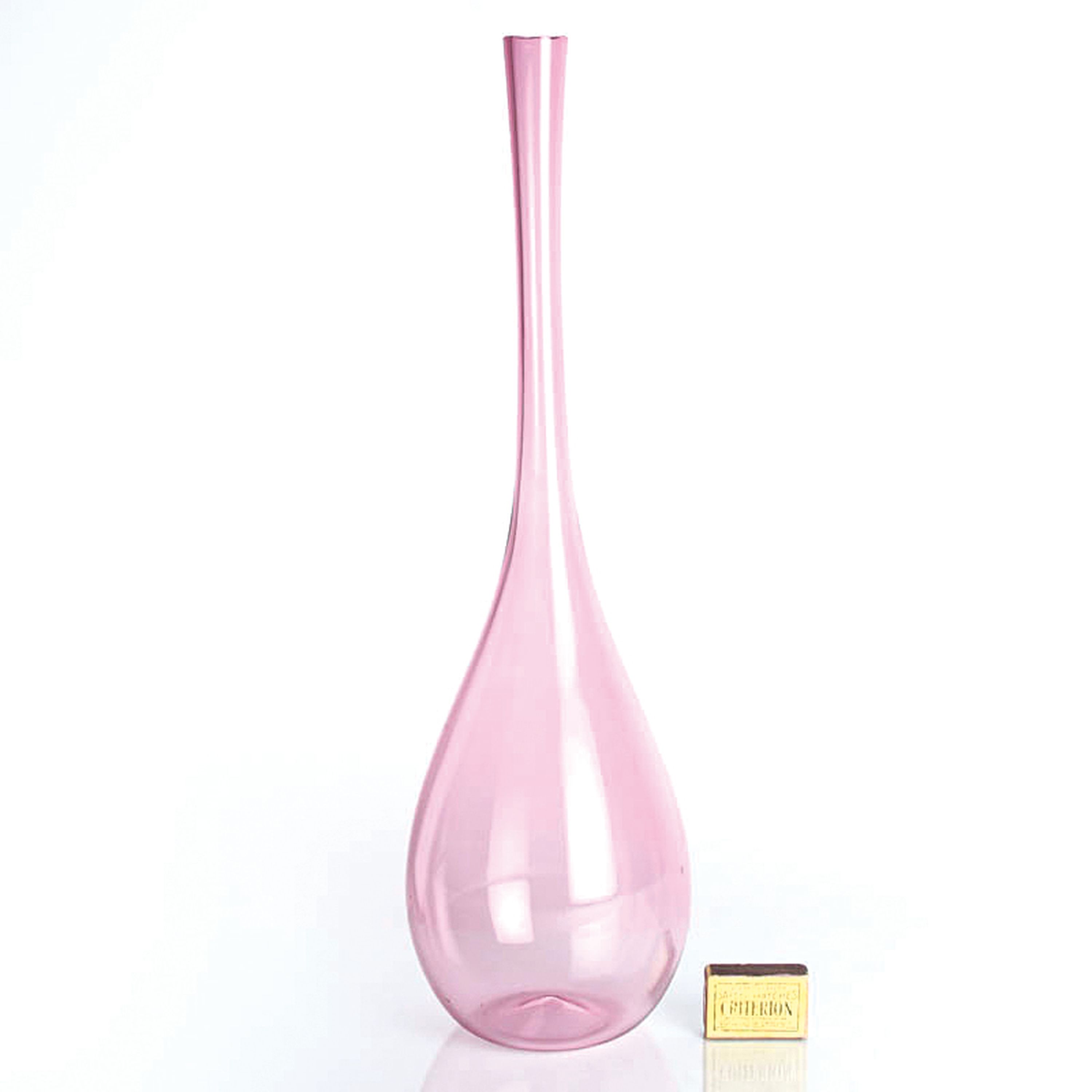 Detail a: 2 große Vasen, Entw. Paolo Crepax (geb. 1960),Murano, Vase Solifiore, zart violettes Glas,H. 54 cm; Vase Incalmo, rauchgelbes Glas, H. 45 cm