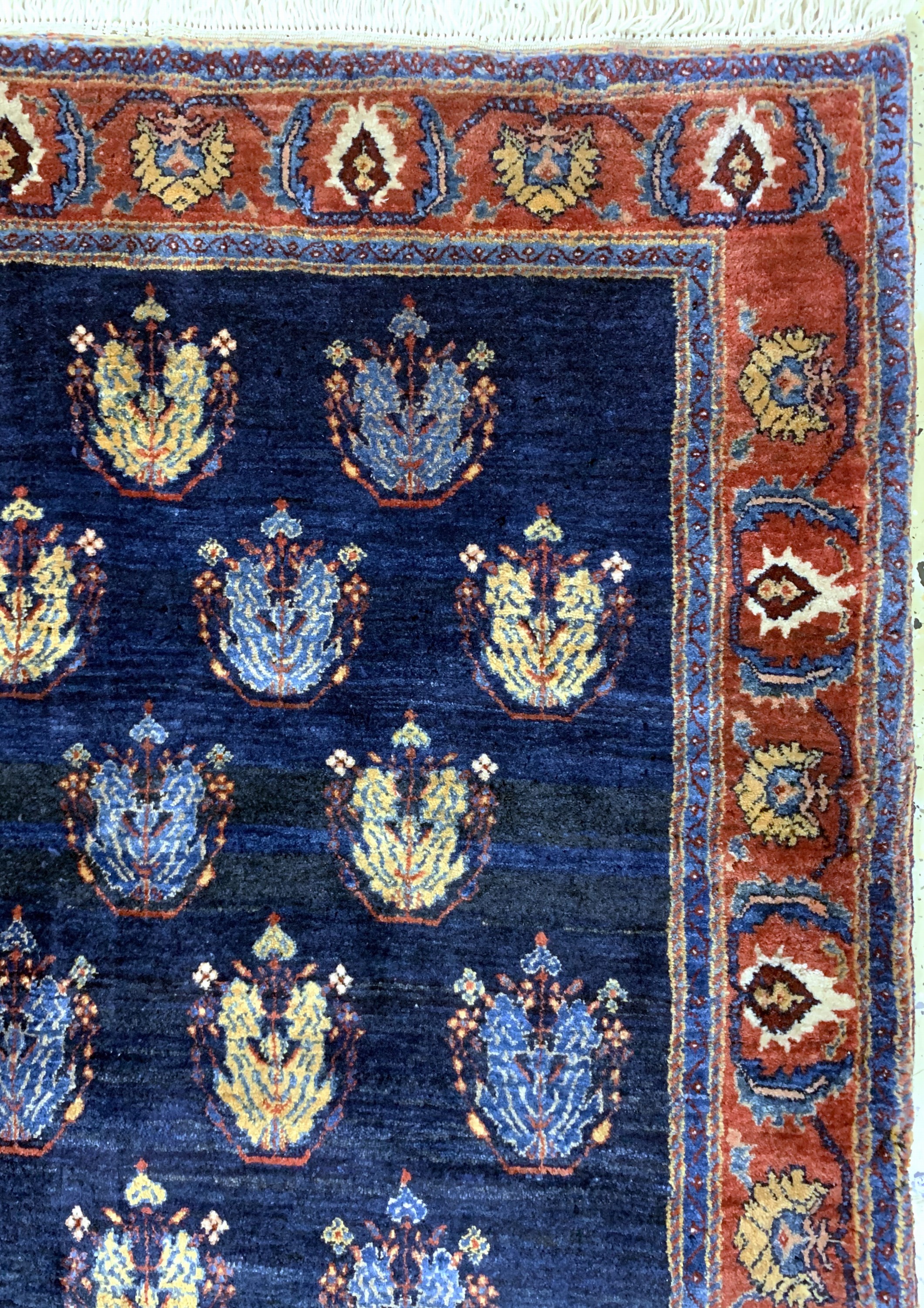 Detail e: Ghaschgai"Kaschkuli"fein, Persien, Ende 20.Jhd, Wolle auf Wolle, ca. 190 x 203 cm, Mottenfraß, EHZ: 2