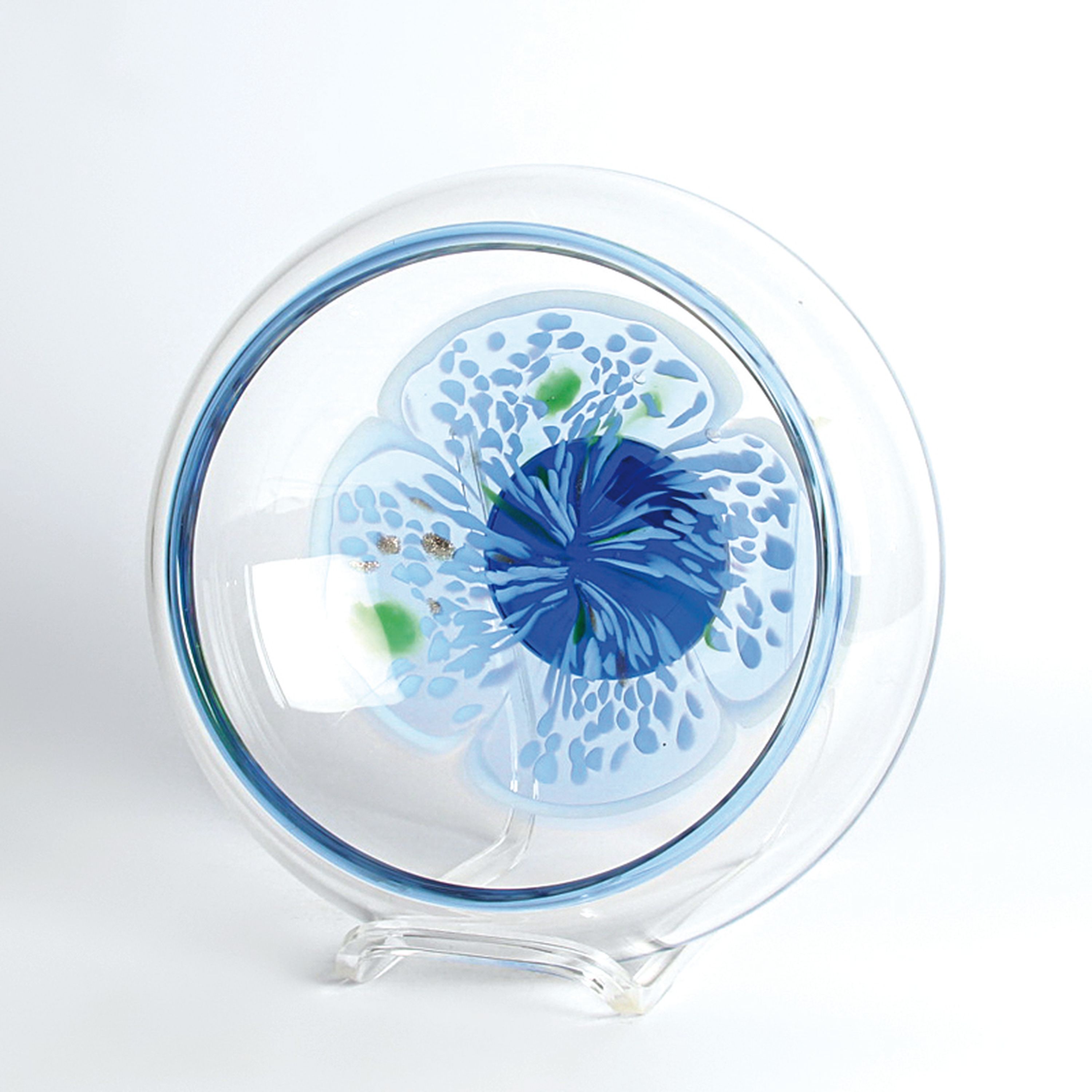 Detail b: Vetro a macchie-Schüssel, Cenedese, Murano, farbloses Glas, im Boden a macchie-Einschmelzungen in blau, D. 25 cm