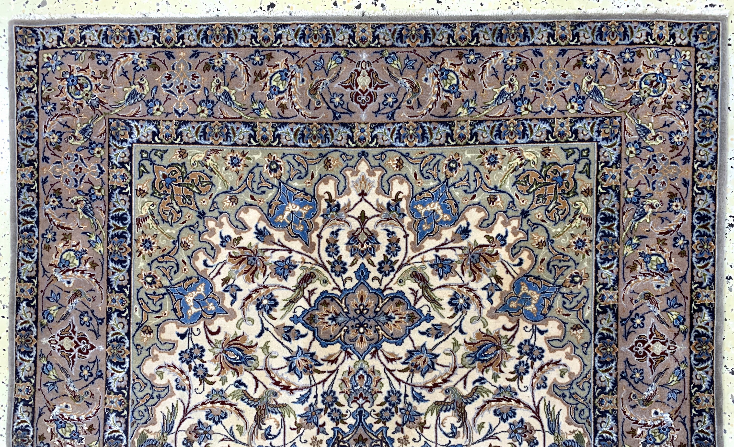 Detail a: Esfahan fein, Persien, Mitte 20.Jhd., Korkwolle mit und auf Seide, ca. 164 x 111 cm,ca. 1,0 Mio. Kn/qm, EHZ: 2, reinigungsbedürftig