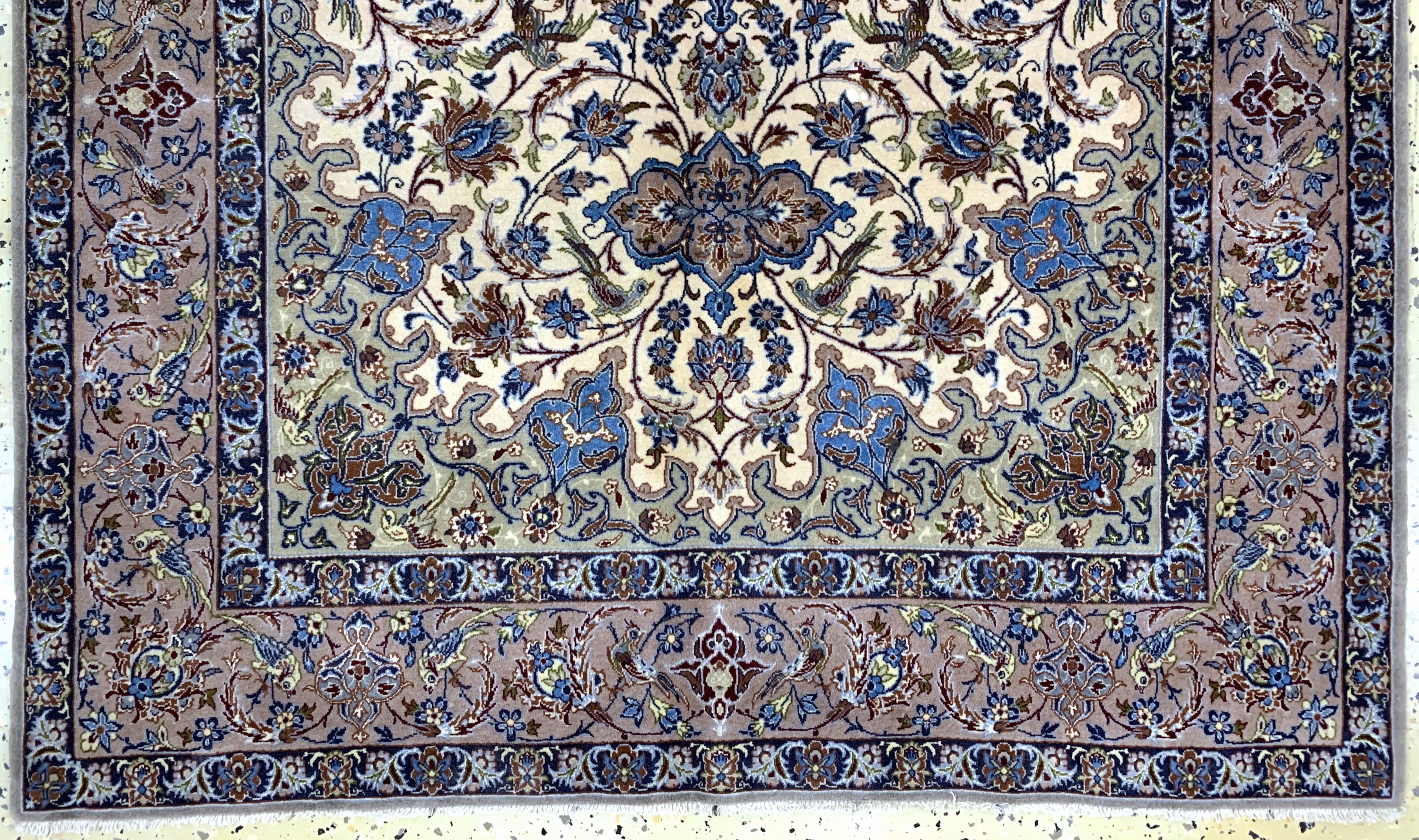 Detail c: Esfahan fein, Persien, Mitte 20.Jhd., Korkwolle mit und auf Seide, ca. 164 x 111 cm,ca. 1,0 Mio. Kn/qm, EHZ: 2, reinigungsbedürftig