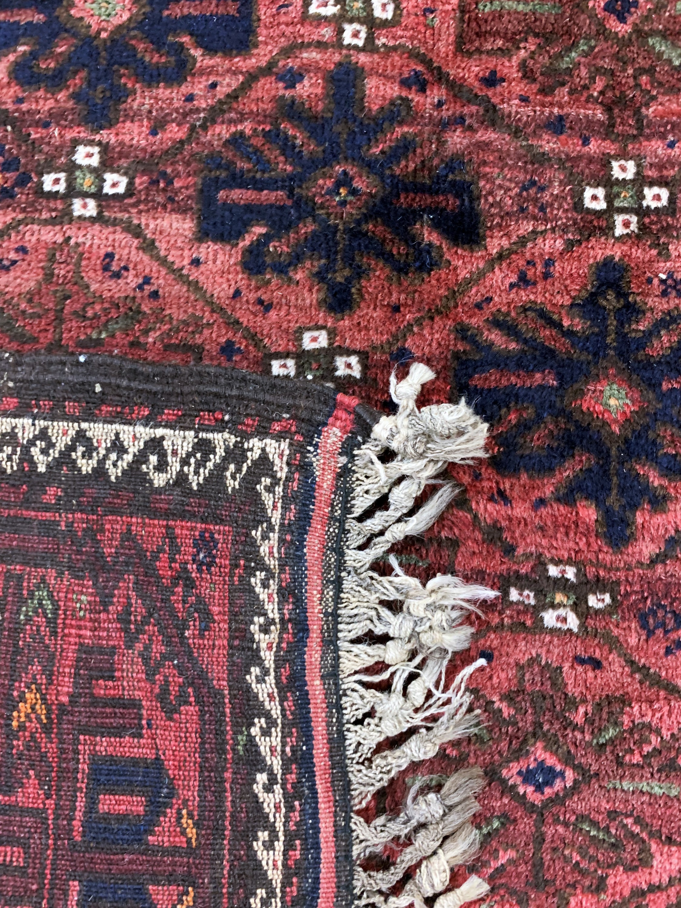 Detail e: Belutsch, Persien, Anfang 20.Jhd., Wolle auf Wolle, ca. 227 x 126 cm, EHZ: 2
