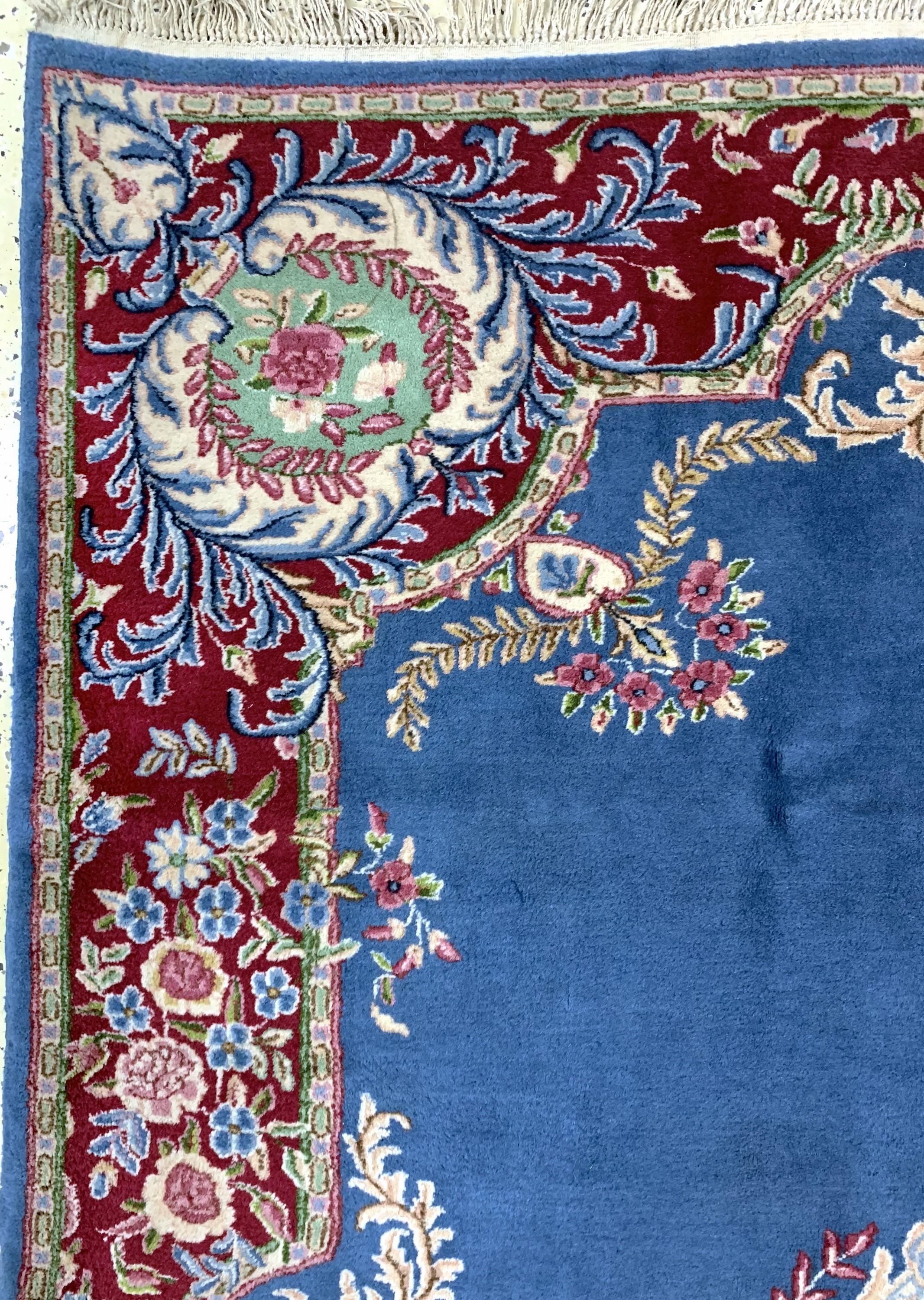 Detail d: Kerman sign.Talebi, Persien, Mitte 20.Jhd.,Wolle auf Baumwolle, ca. 260 x 195 cm, EHZ: 2,kleine Flecken
