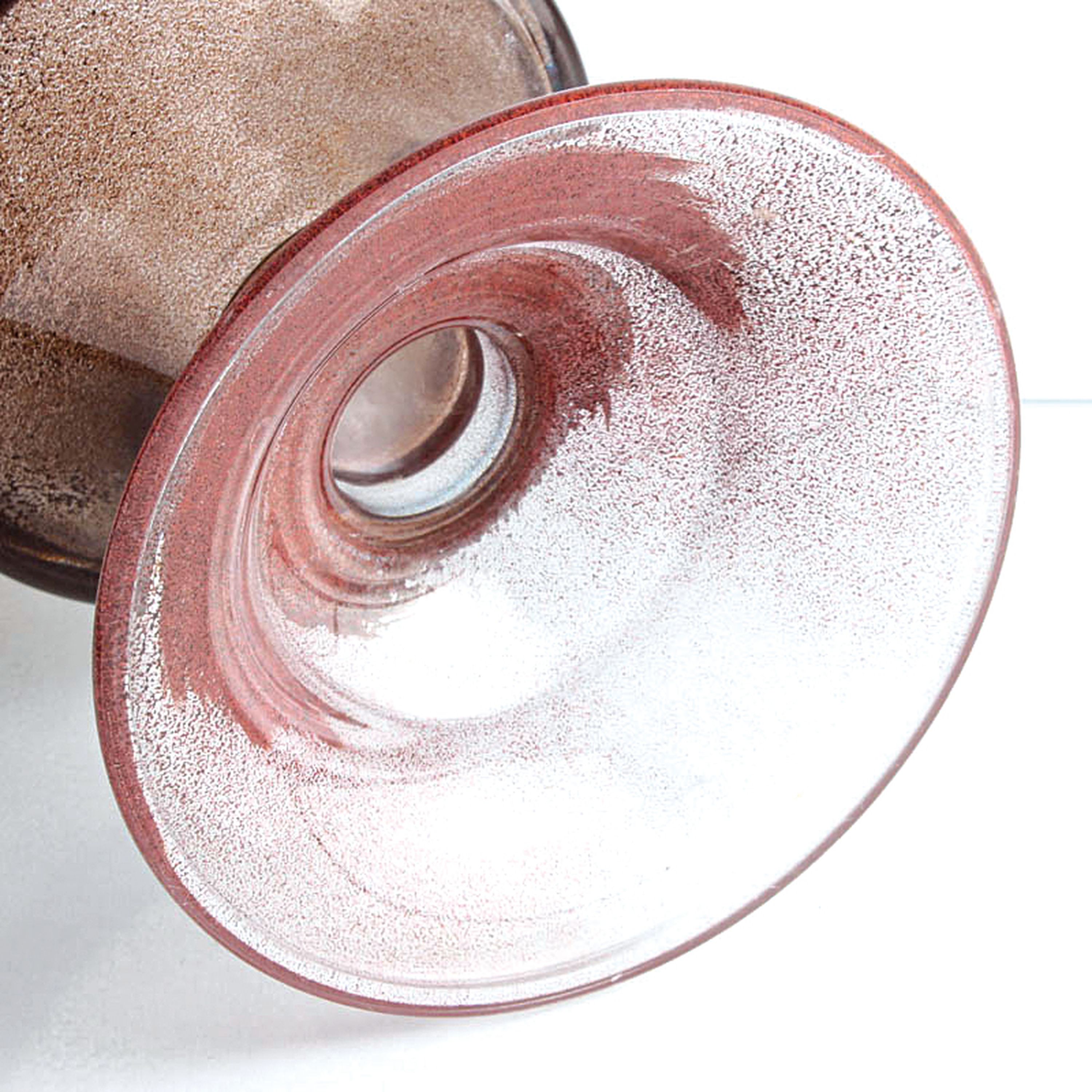 Detail d: Cepruscolo-Vase, Seguso Vetri D'Arte, Murano , hell violett getöntes Glas, schwarze Folien-Einschmelzungen, H. 30 cm